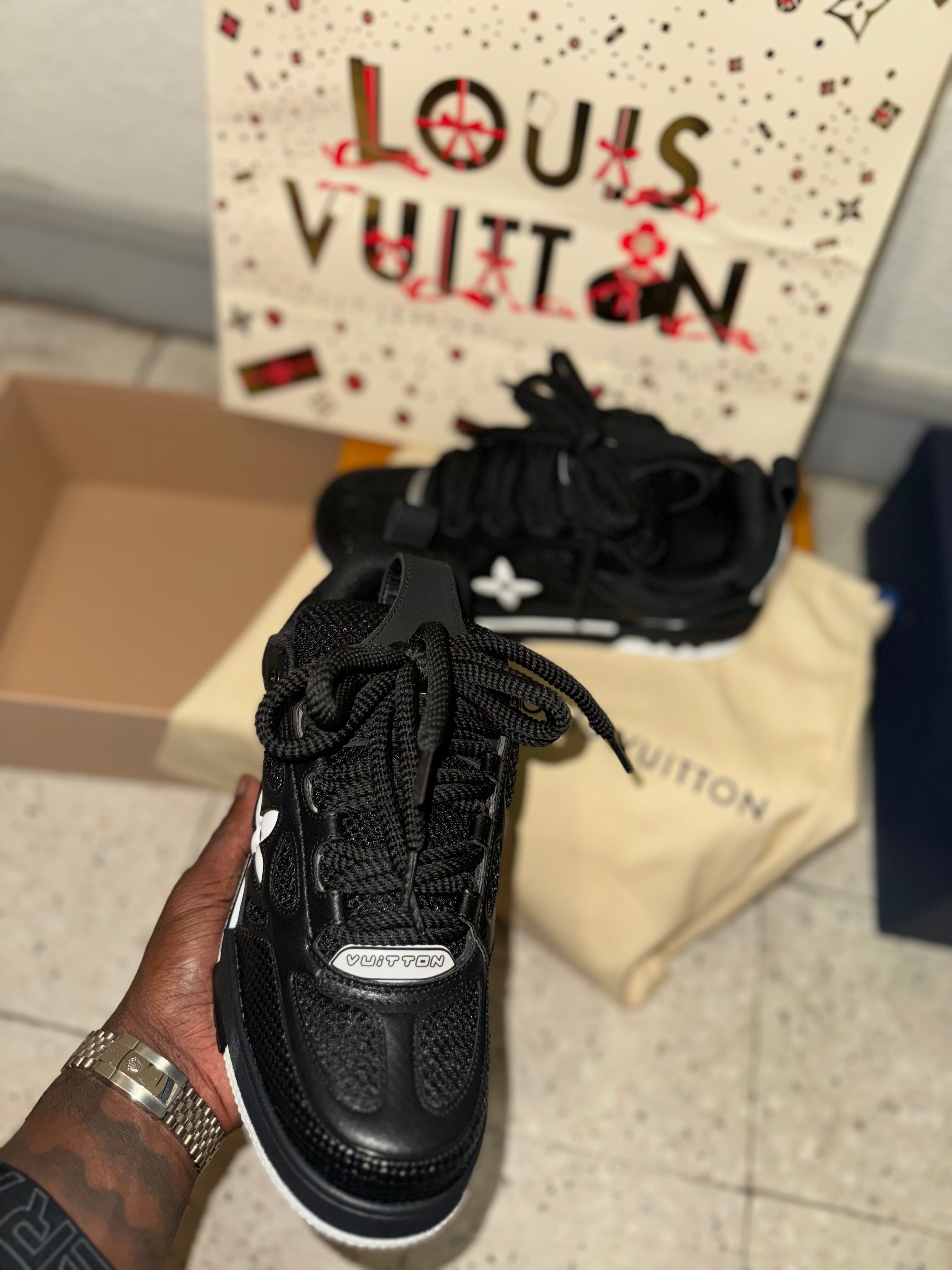 Sneakers Lv Skate black 10/10 facture