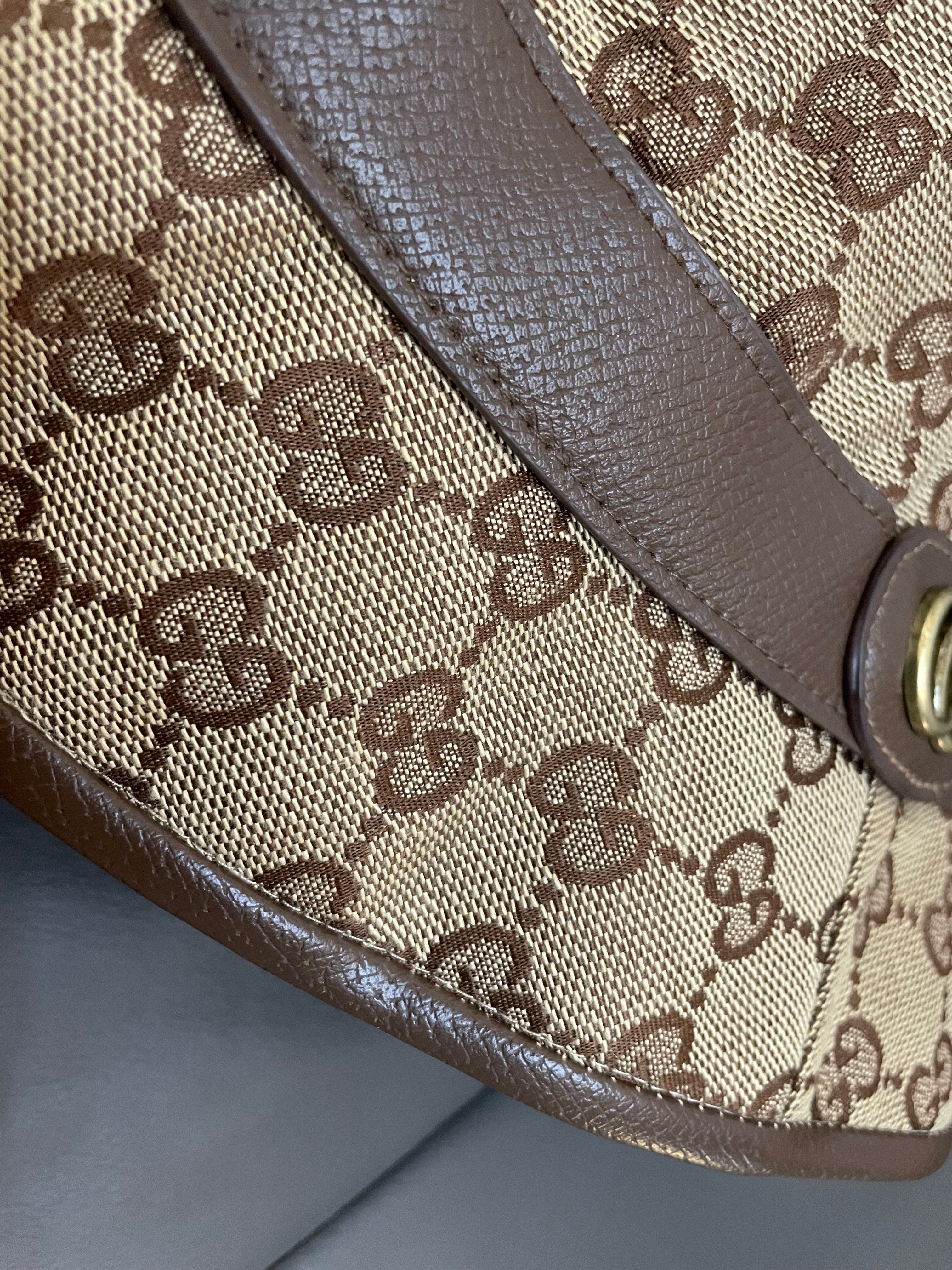 Brown GG Bob with Cash Receipt