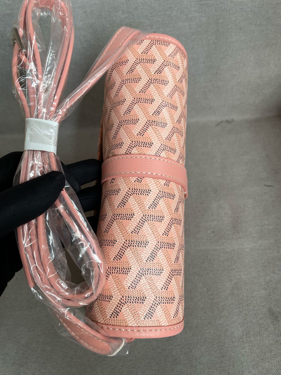 Belvédère bag limited edition Rose leather invoice.