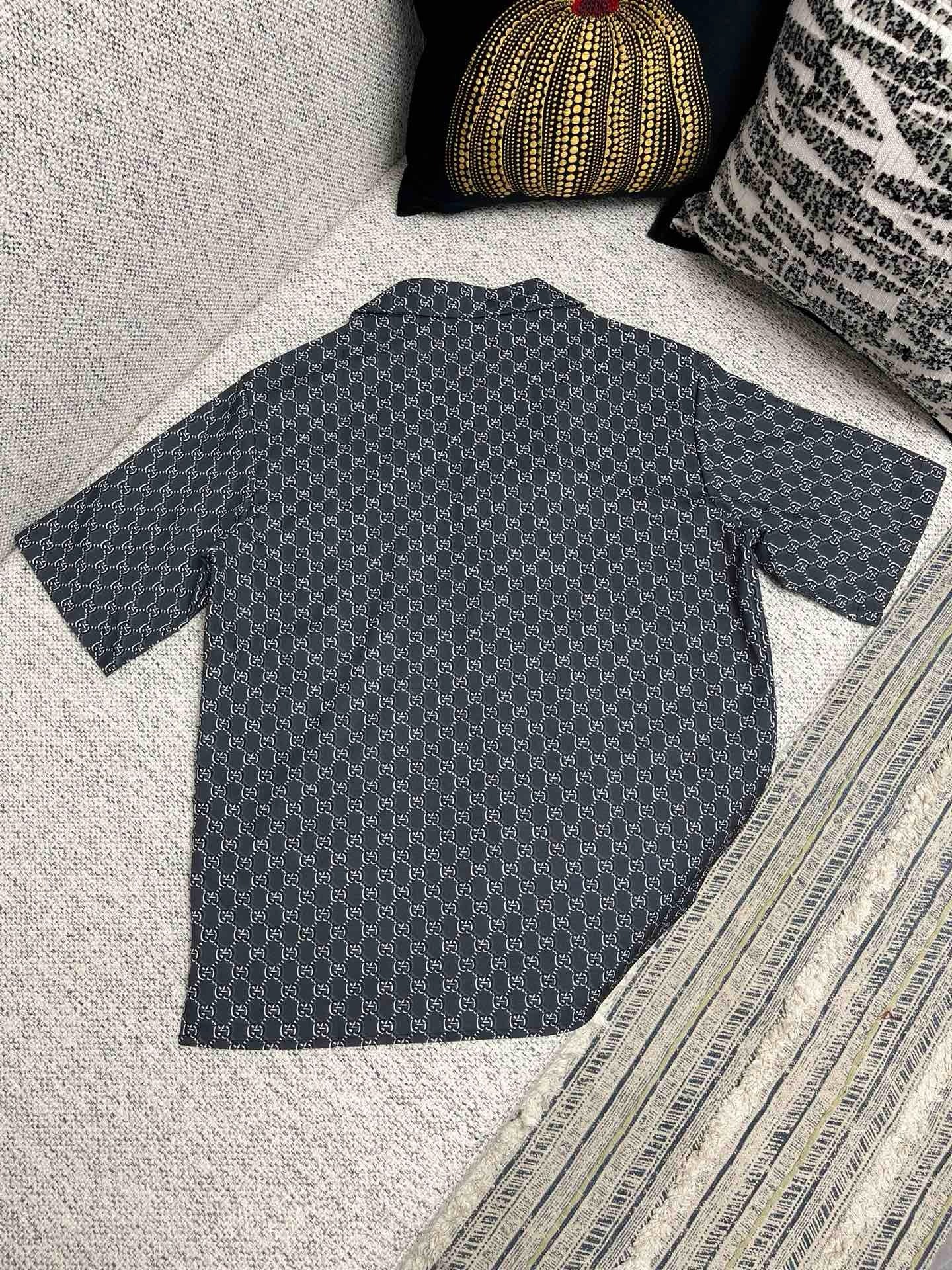 ENSEMBLE CHEMISE EN SOIE AVEC GG SHADOW