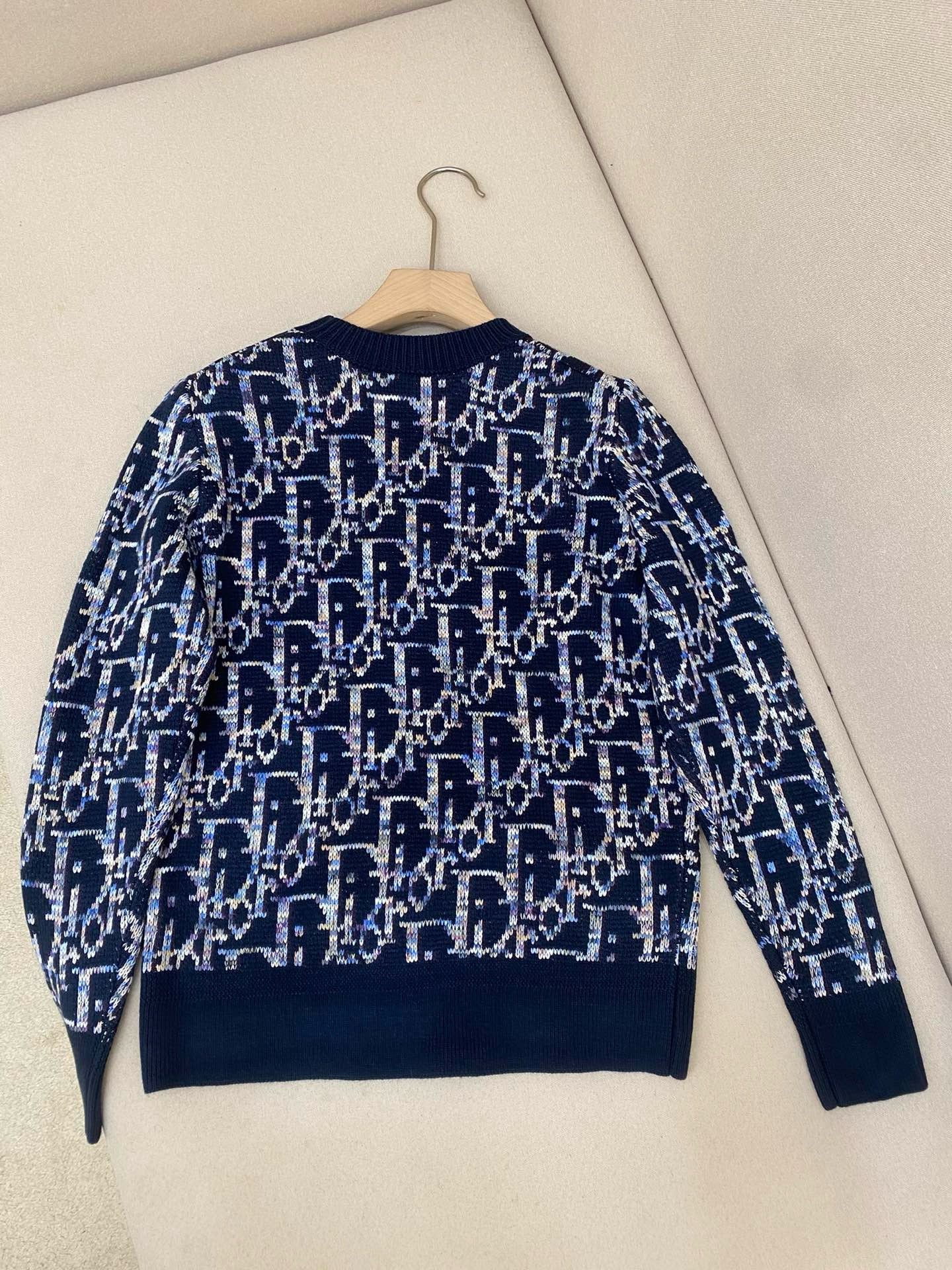 Pull en laine CD