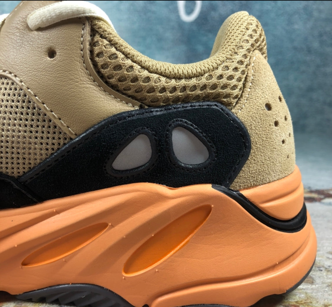 ADD Boost 700 Enflame Amber Flight club Authentication ✔️ 1:1 invoices