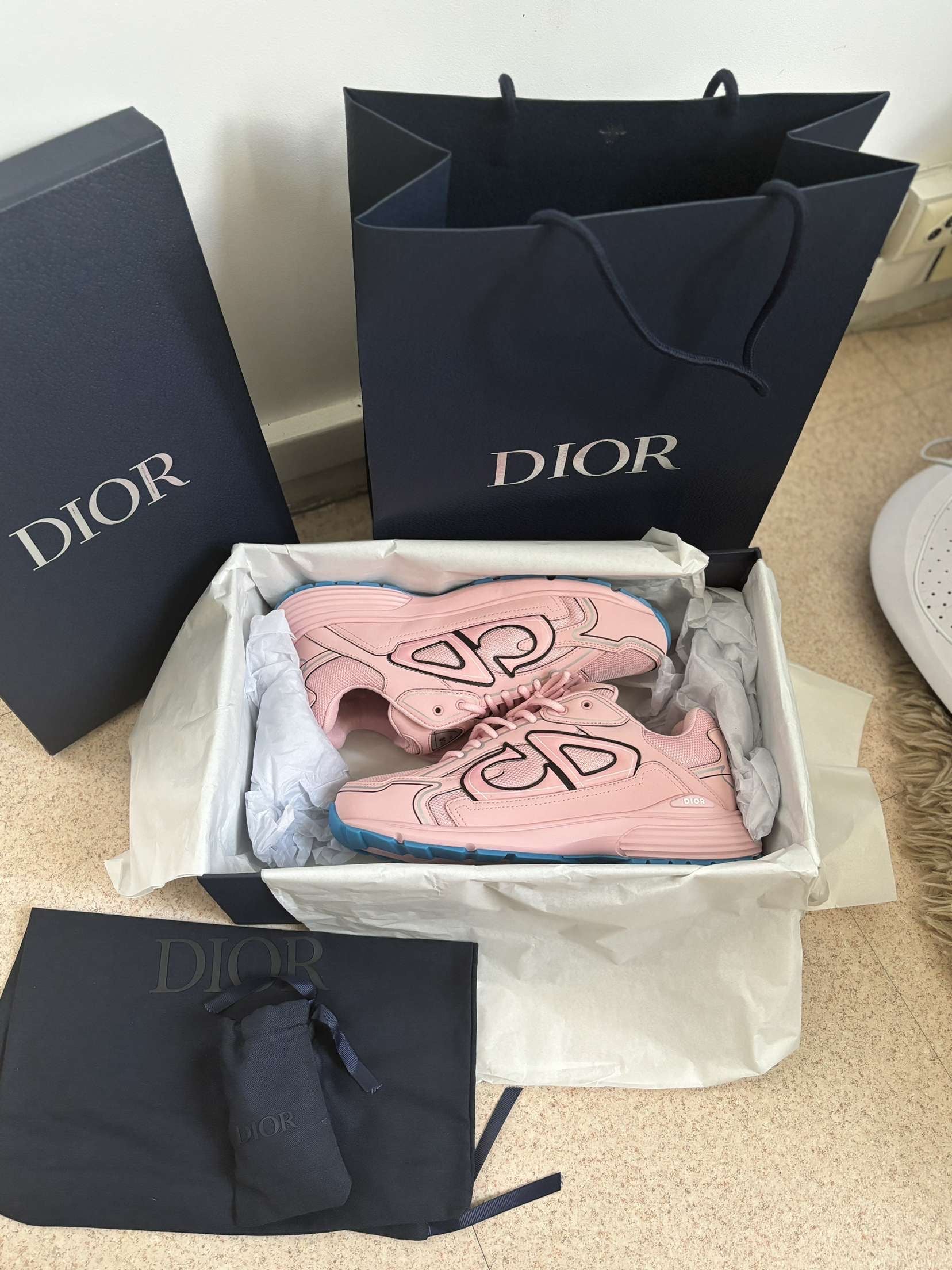 SNEAKERS B30 V2 VERSION BIEN LISSE PINK BLUE ANTHRACITE RÉFLECTIVE RÉACTION CORRECTES FACTURE PACKAGING COMPLET