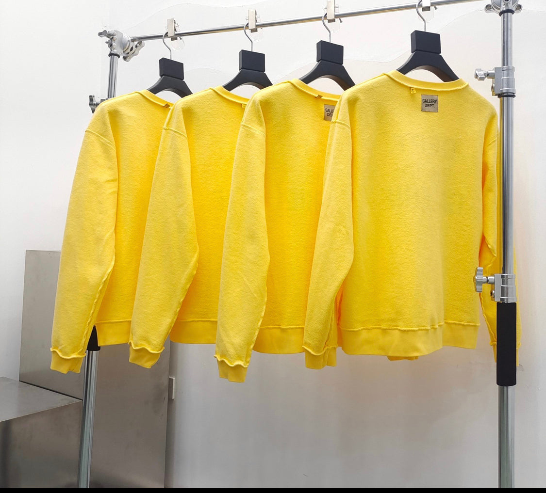 Yellow sweat Gallery dept fr