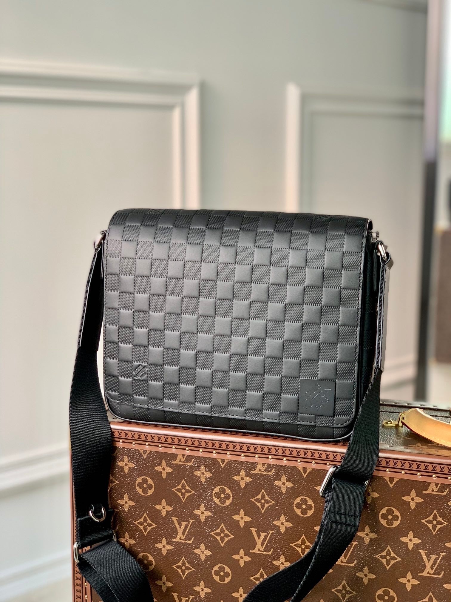 District PM 10/10 invoice bag