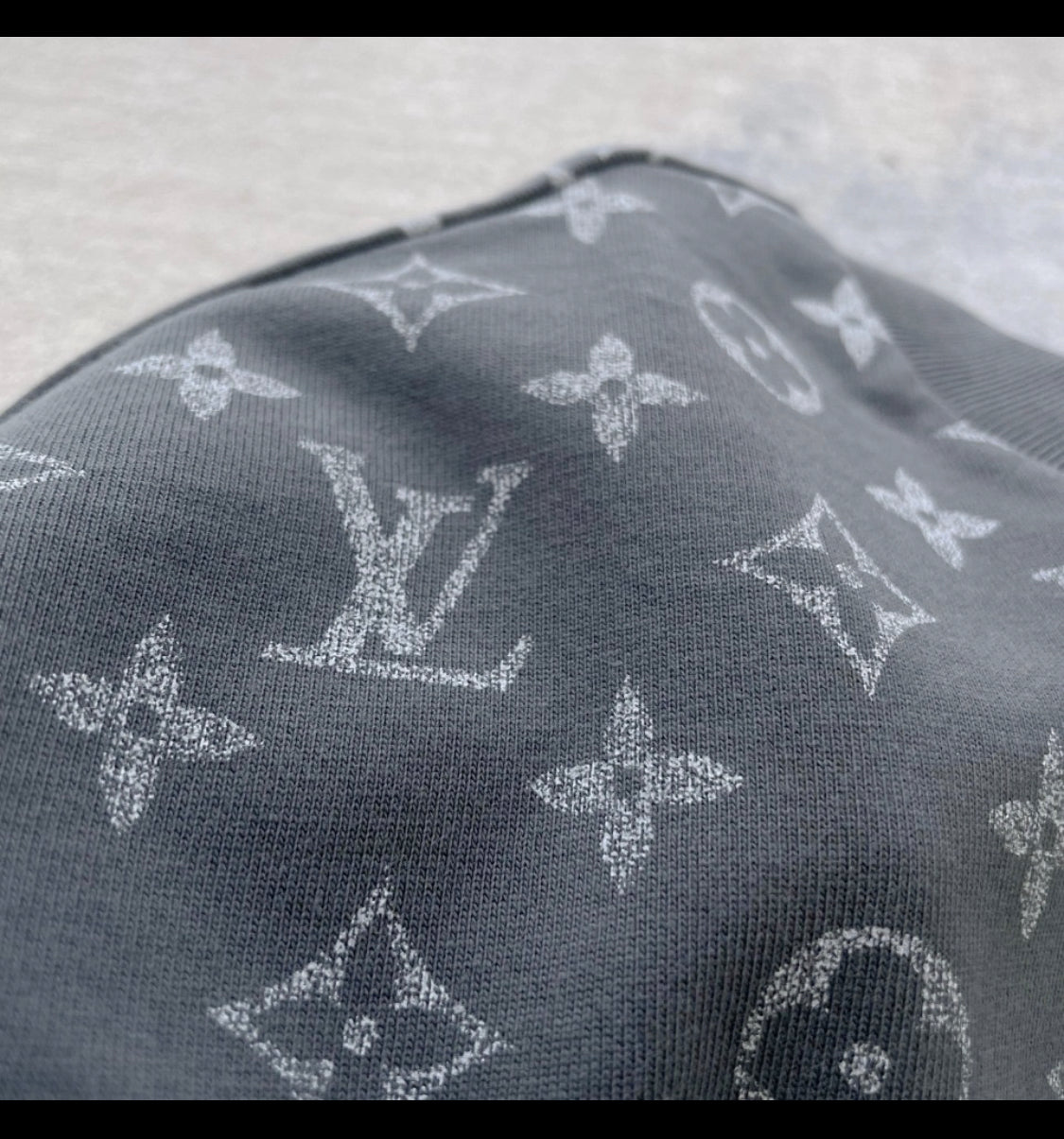 T shirt Lv facture