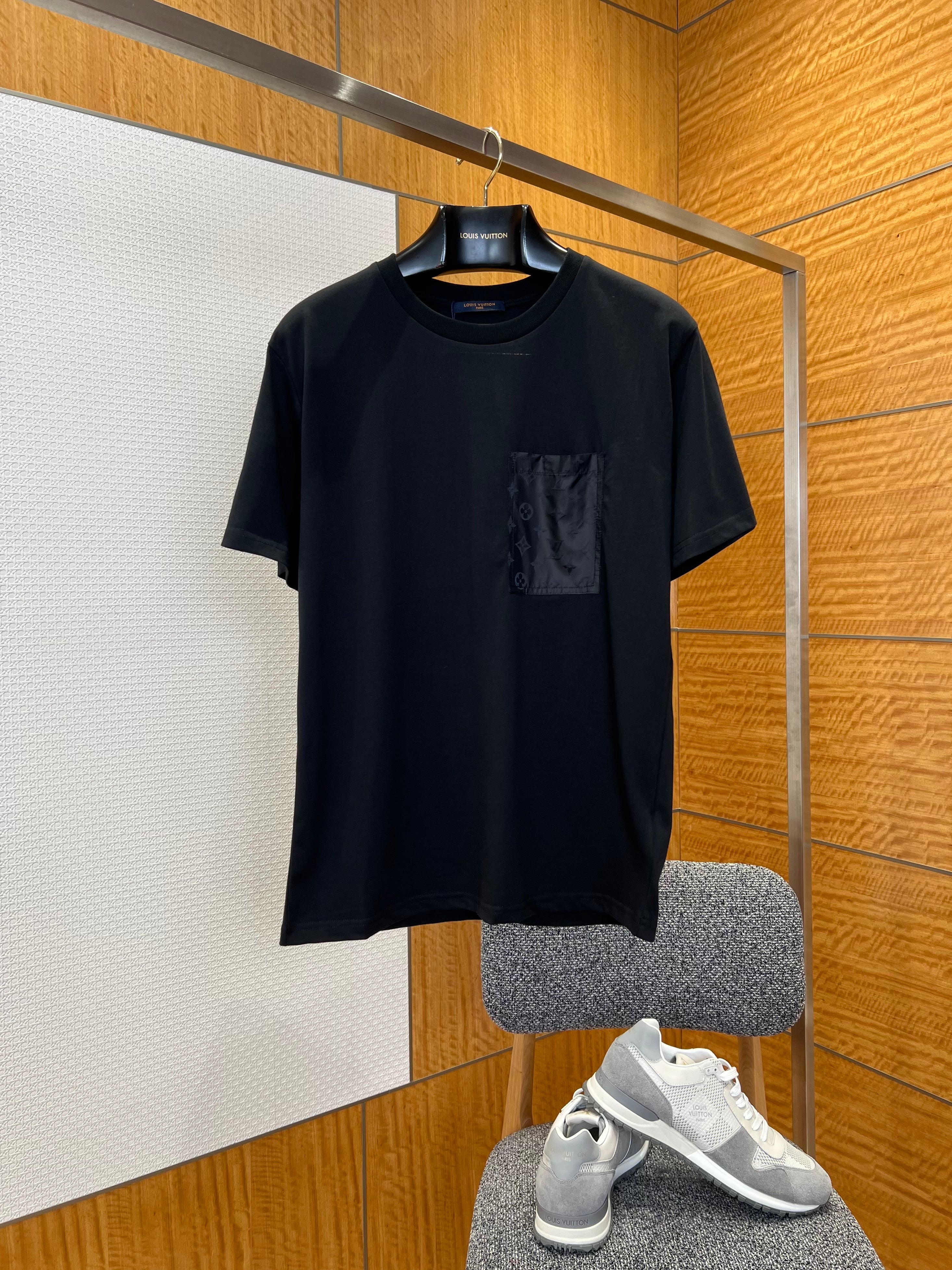 T shirt Lv Teck 10/10