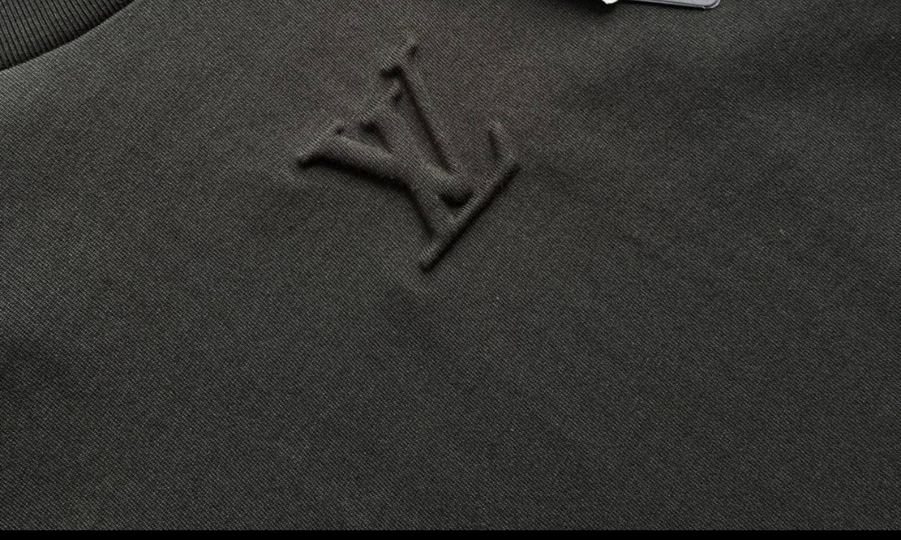 T shirt broderie Lv noir 10/10