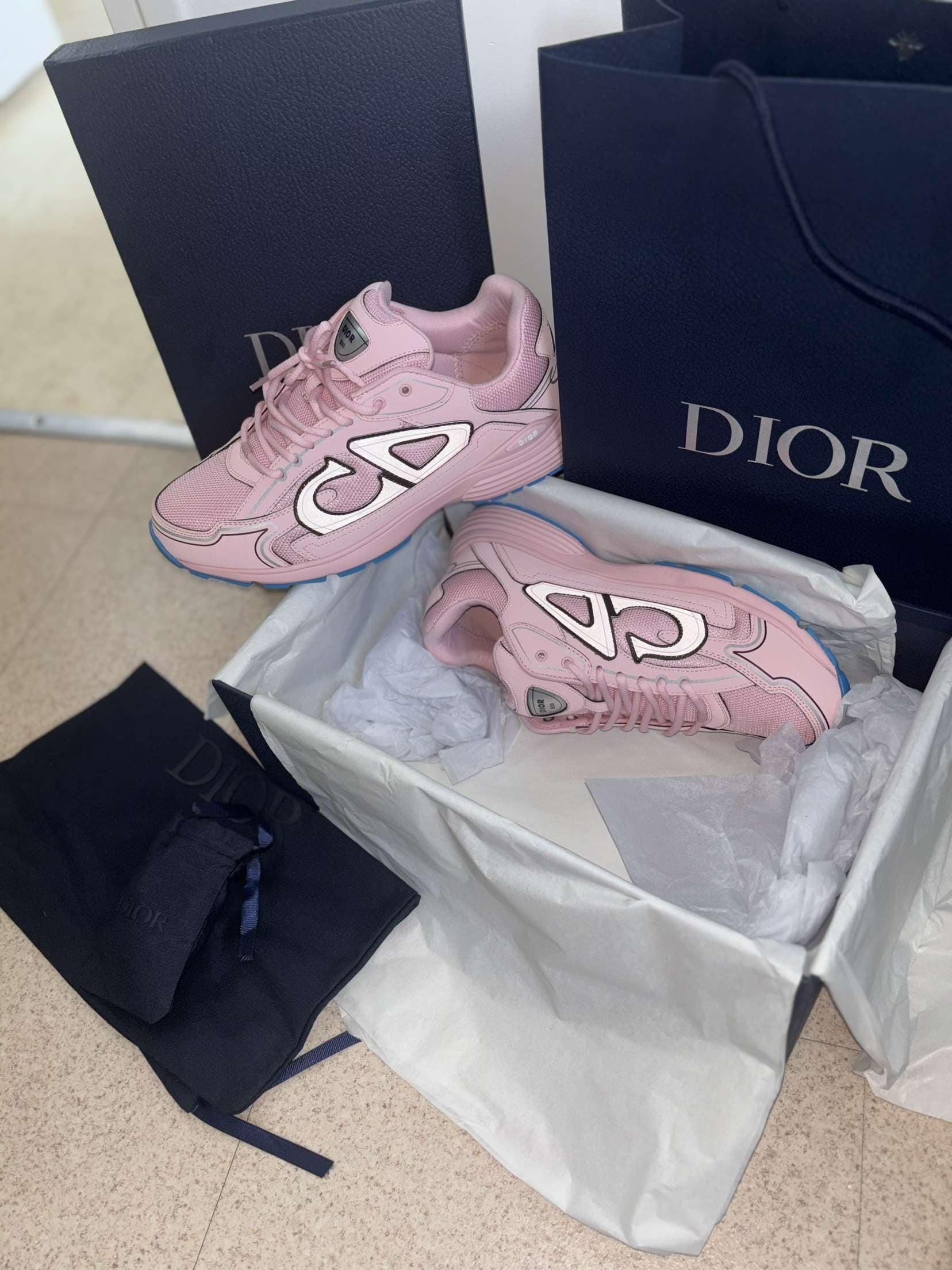 SNEAKERS B30 V2 VERSION BIEN LISSE PINK BLUE ANTHRACITE RÉFLECTIVE RÉACTION CORRECTES FACTURE PACKAGING COMPLET