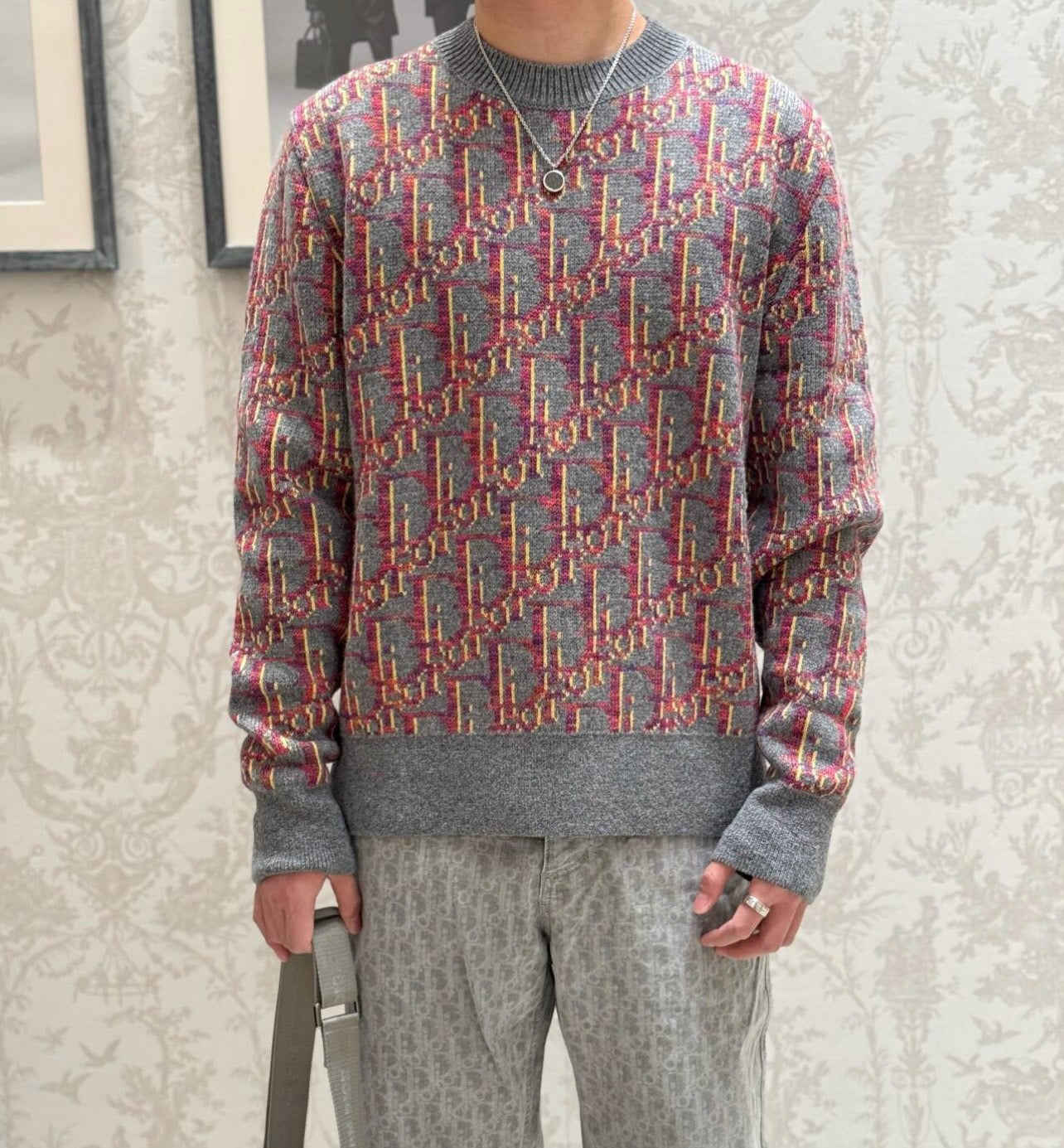 Pull CD Oblique Jacquard de laine vierge grise et rose
