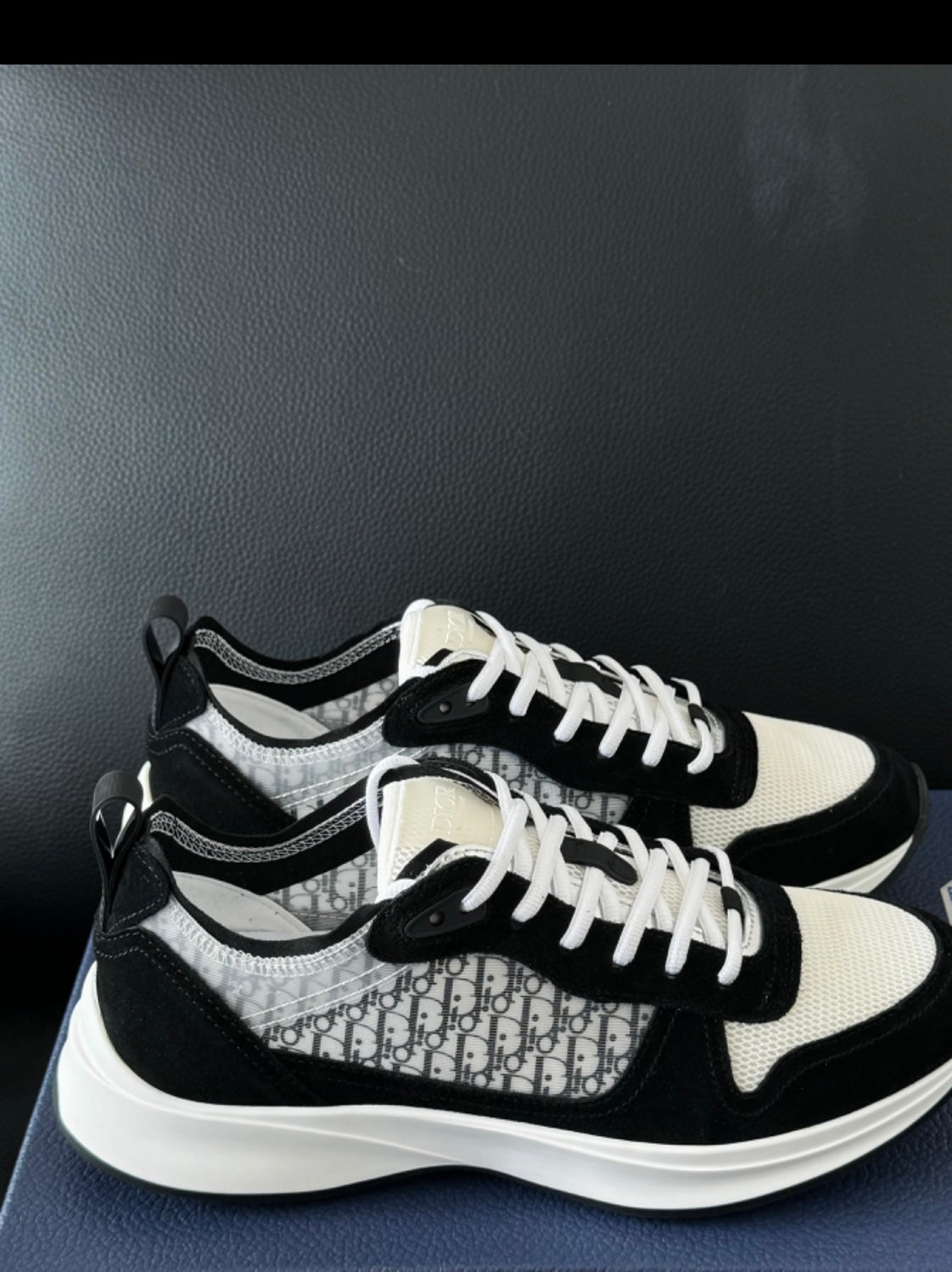Sneakers B25 noir blanche V3S facture 9.5/10