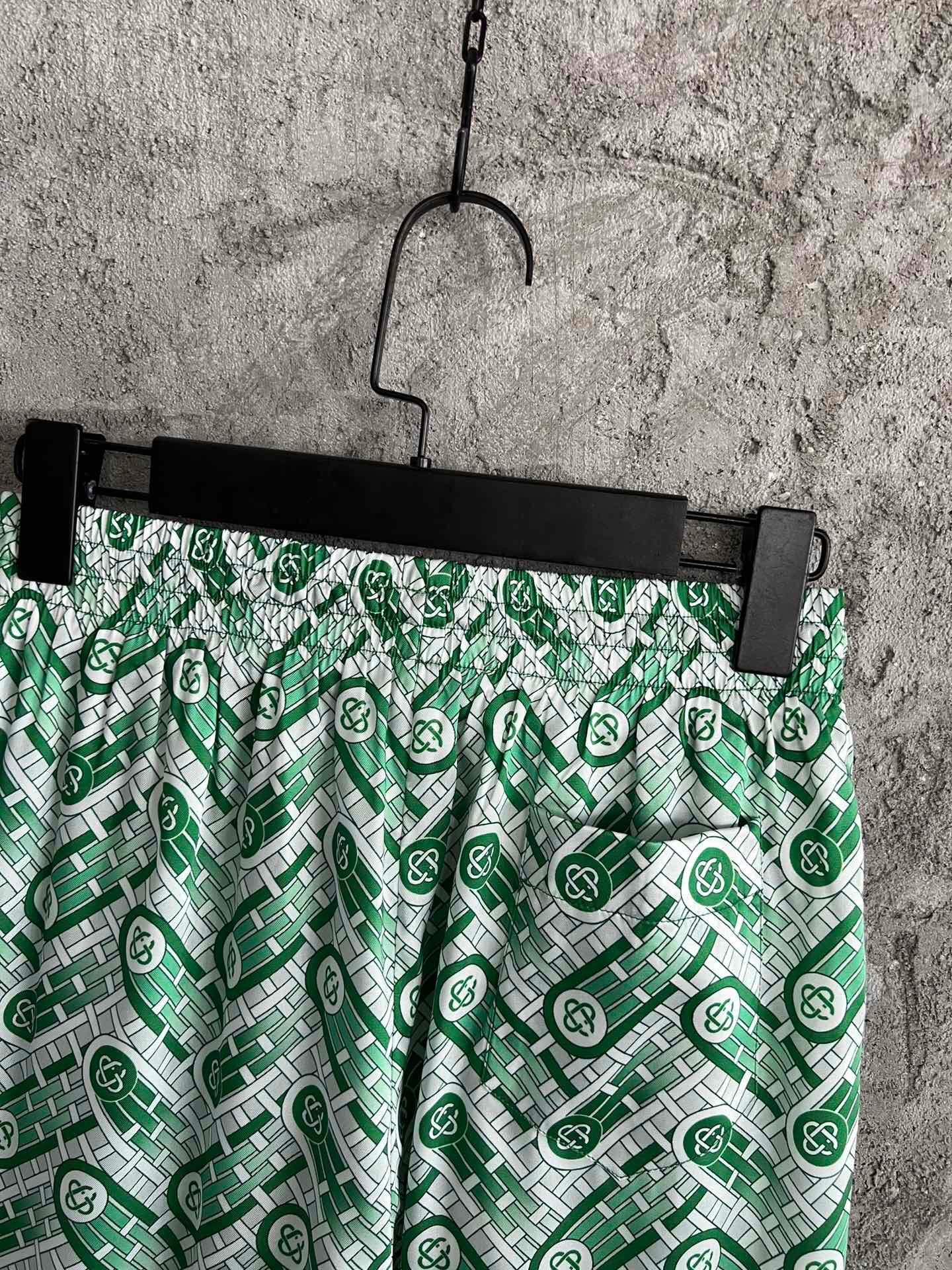 Short Casa B silk green