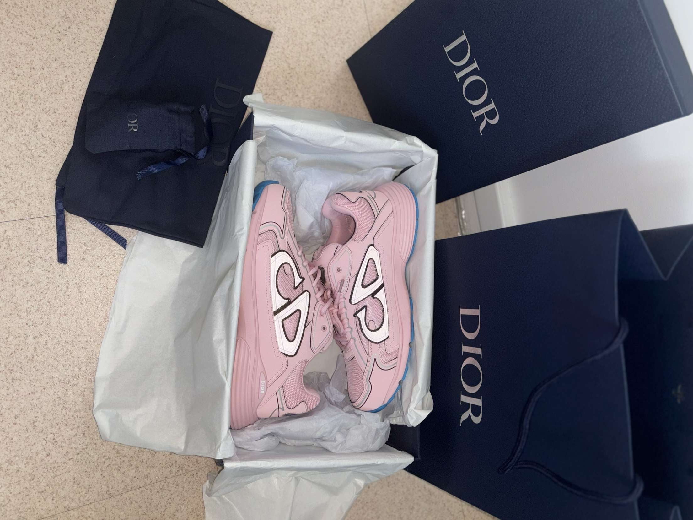 SNEAKERS B30 V2 VERSION BIEN LISSE PINK BLUE ANTHRACITE RÉFLECTIVE RÉACTION CORRECTES FACTURE PACKAGING COMPLET