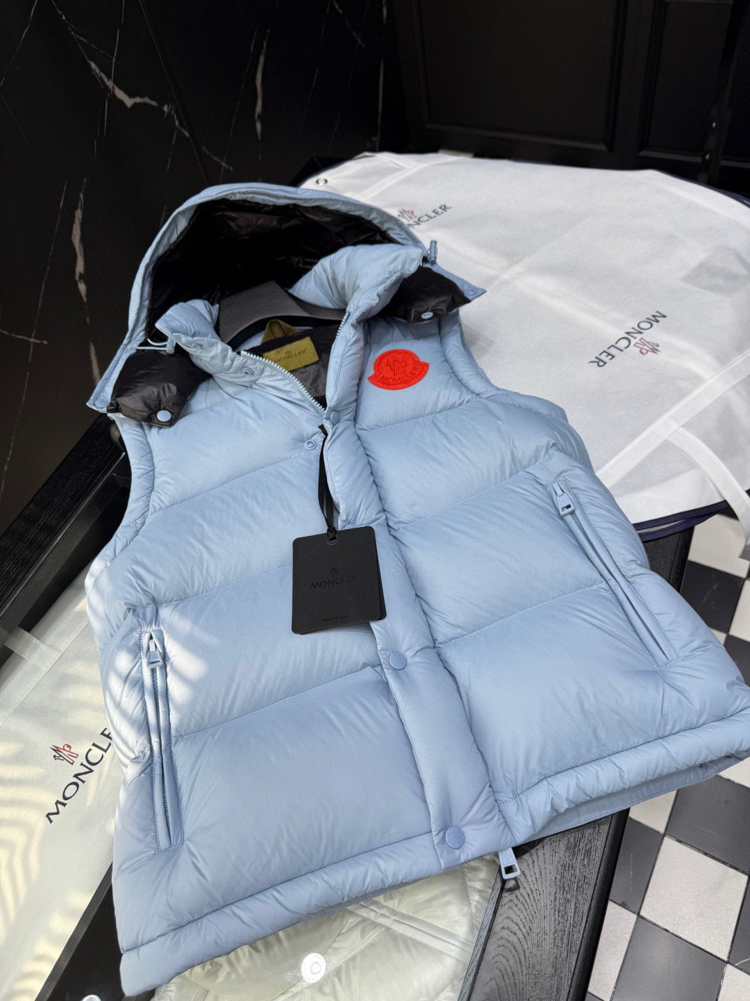 Doudoune Moncl’r Cyclone bleu  10/10