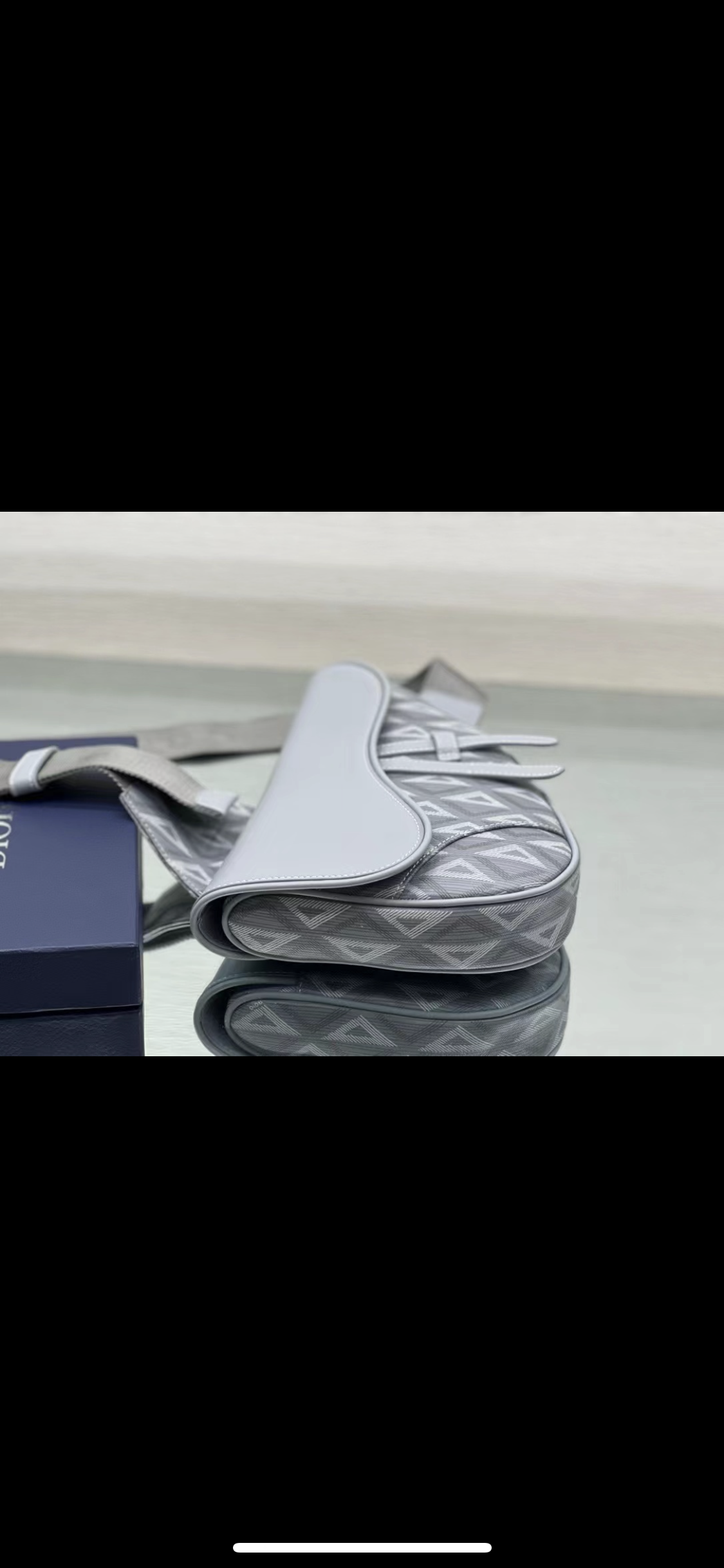 Sac saddle Grey facture