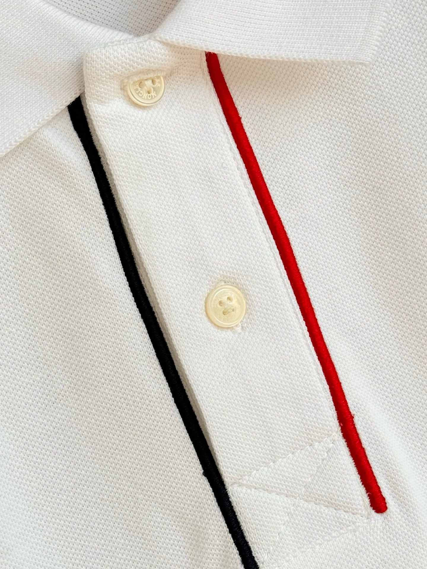 Mnclr Polo patch a logo blanc