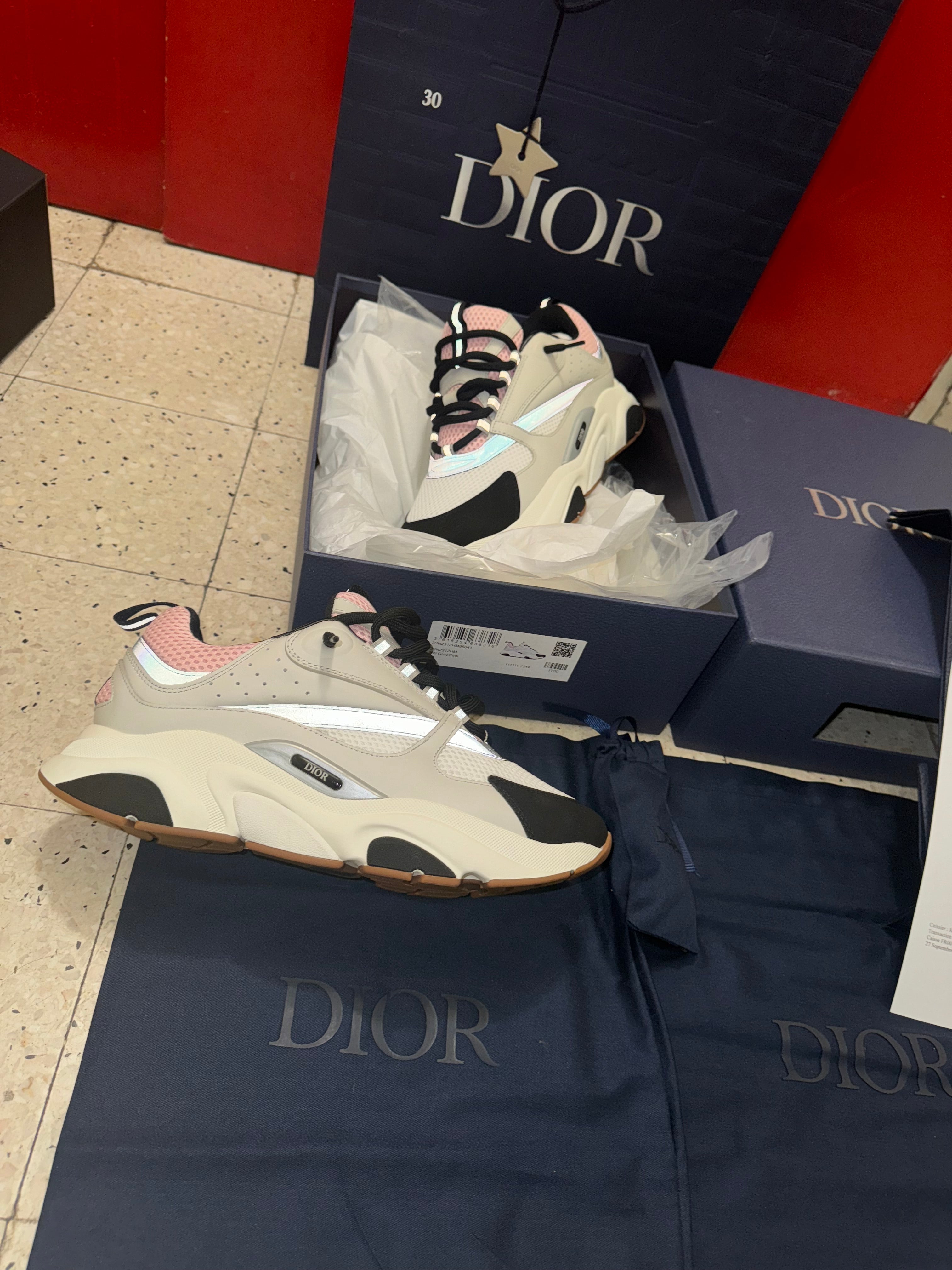 B22 pink 2023 facture ( introuvable )