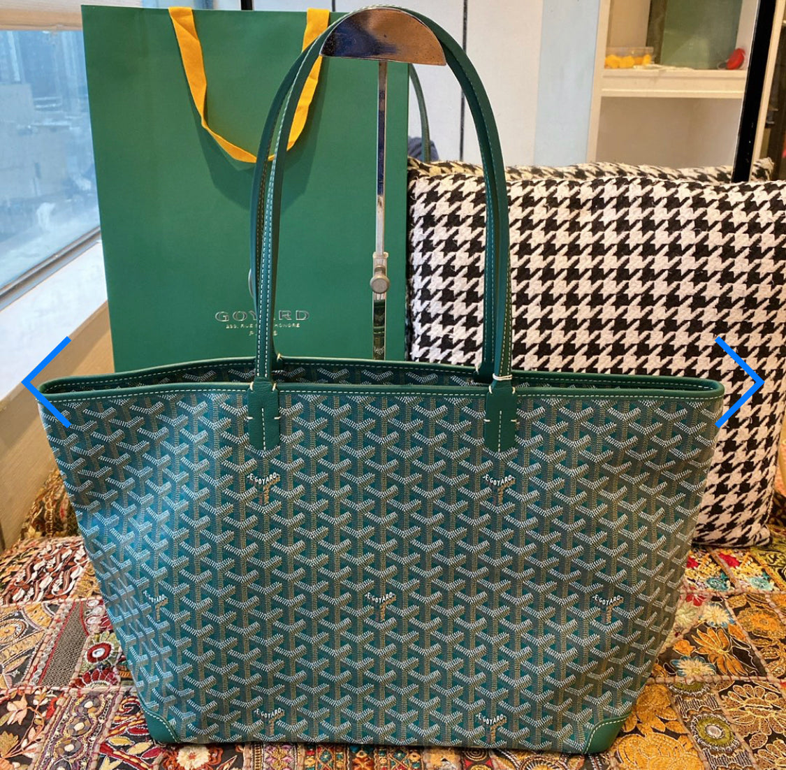 Artois green MM invoice bag