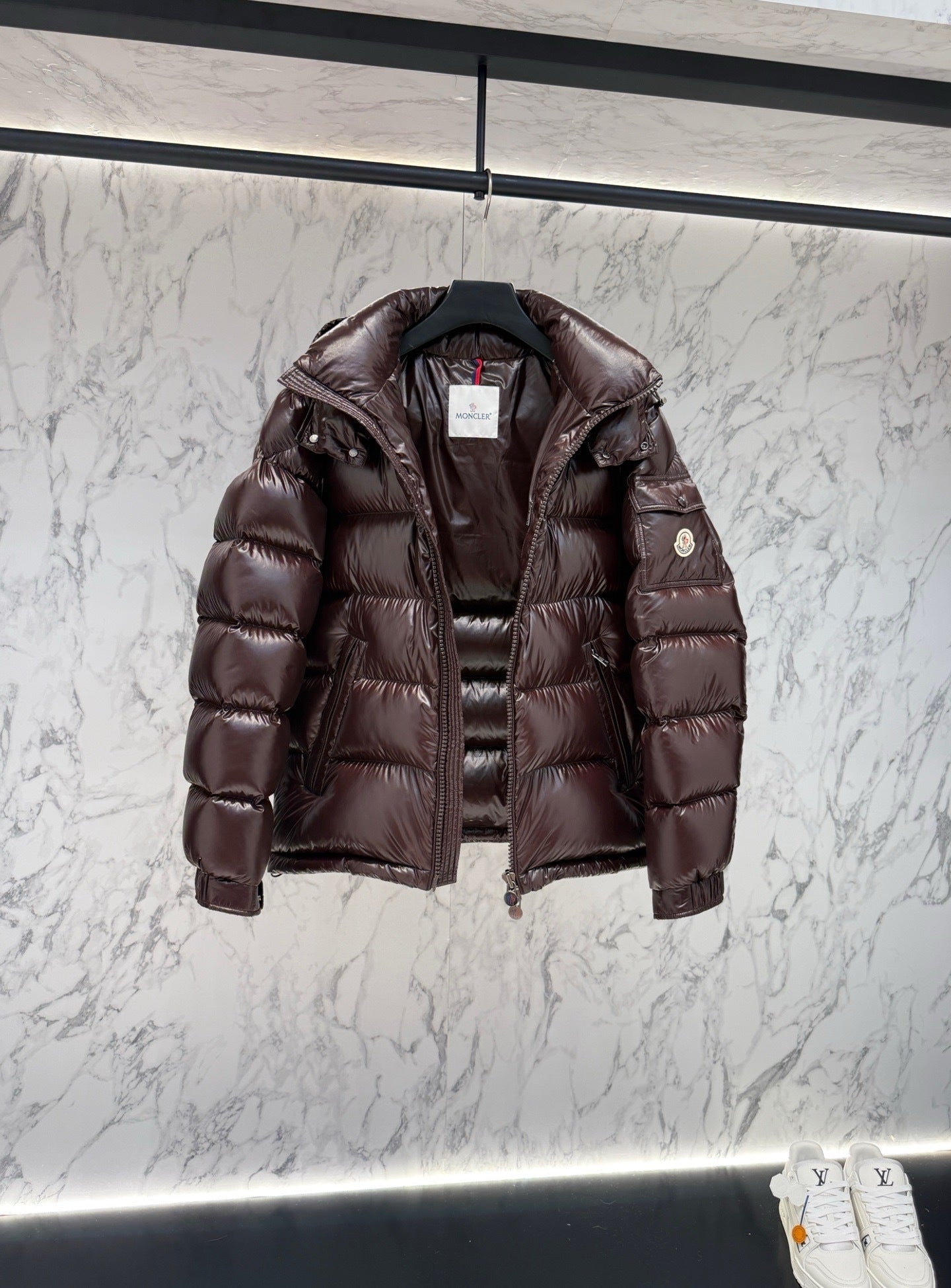 Doudoune Moncl’r Maya bordeaux 2025 95% 10/10