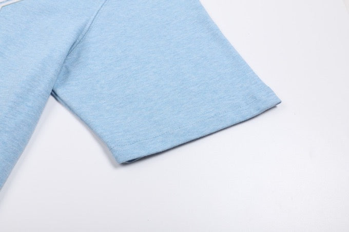 T-shirt bleu ciel à logo ami de cœur bleu ciel