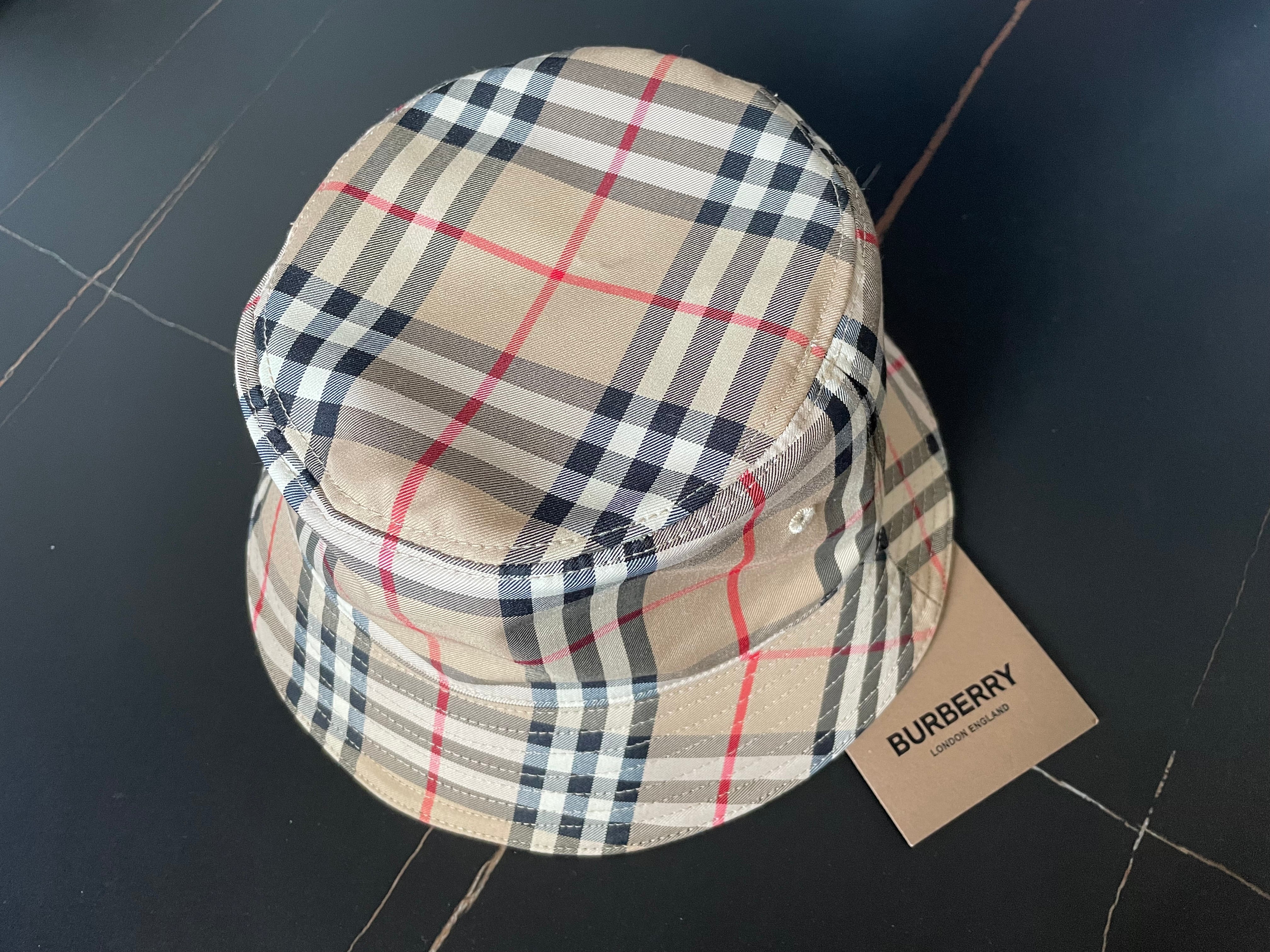 Bob Bbr Brown with receipt