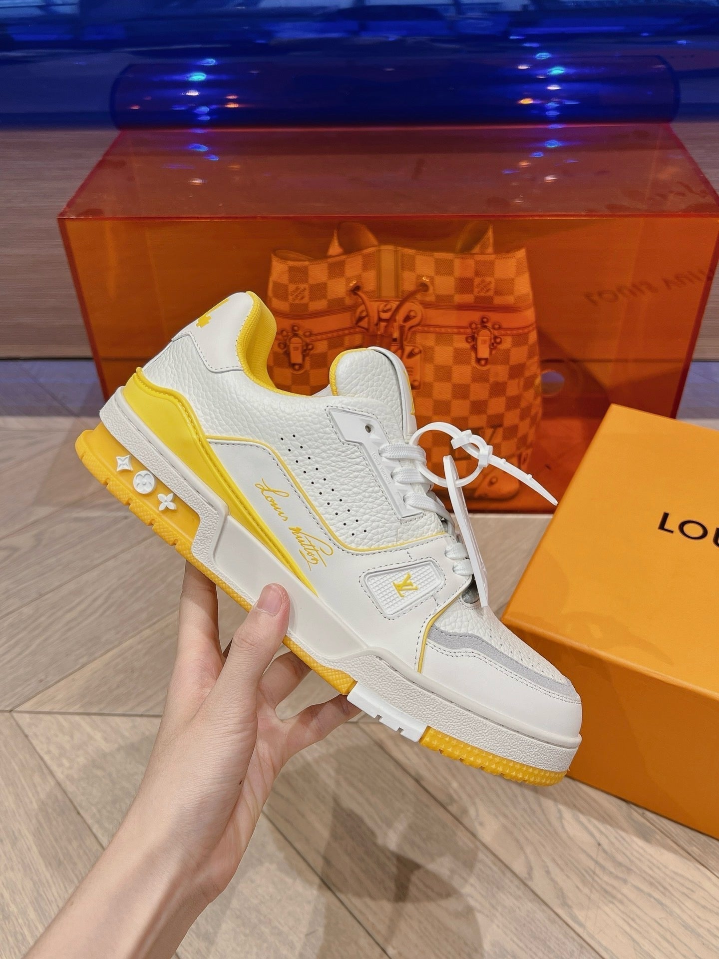 Lv trainers blanche/orange facture