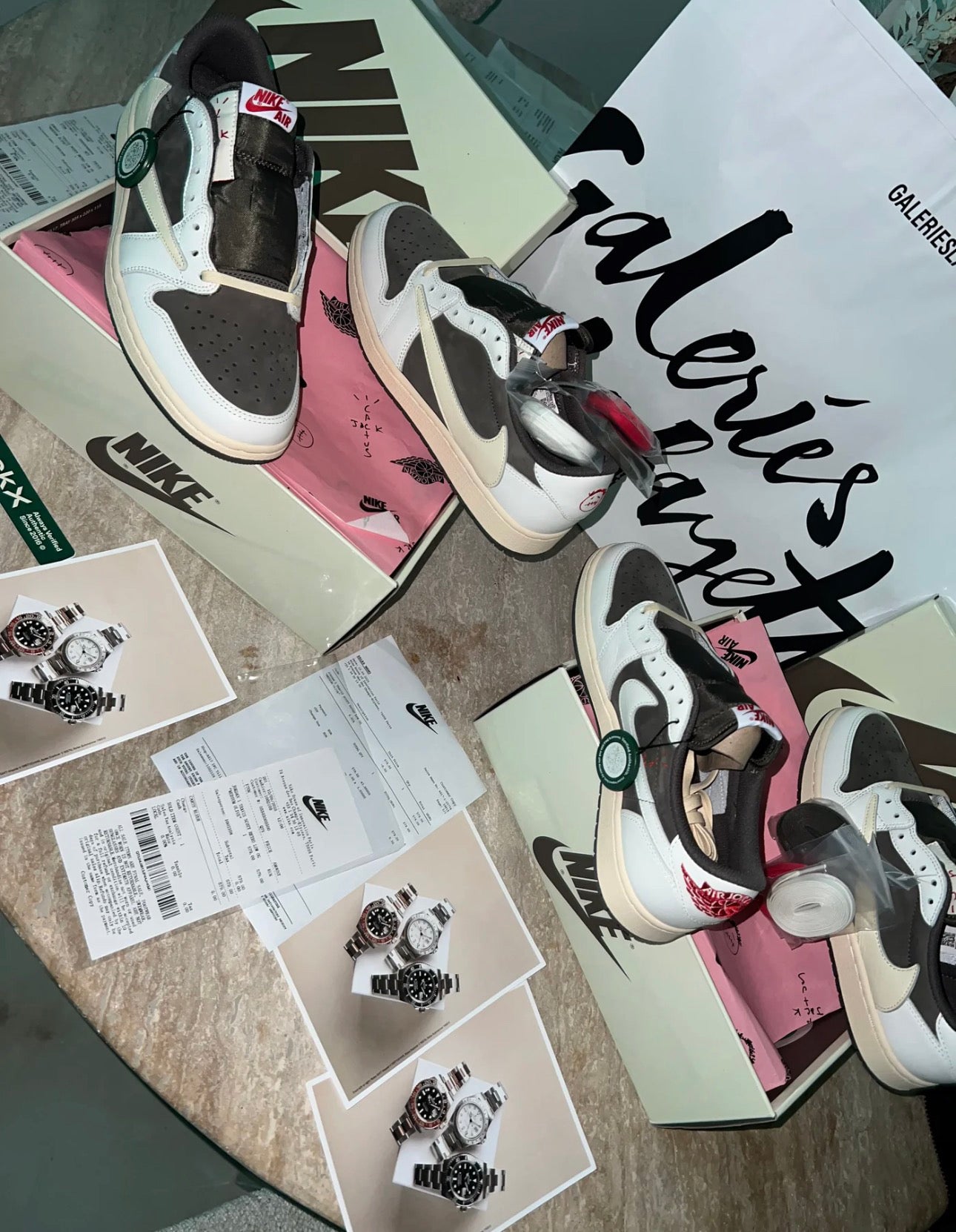 AJ low travis 1:1 Authentification Flight club βοΈ Facture π¦π¦β‘οΈπ