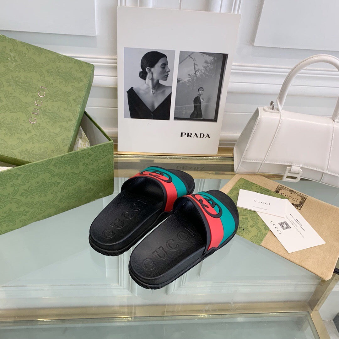 Classic gg flip-flops with bill