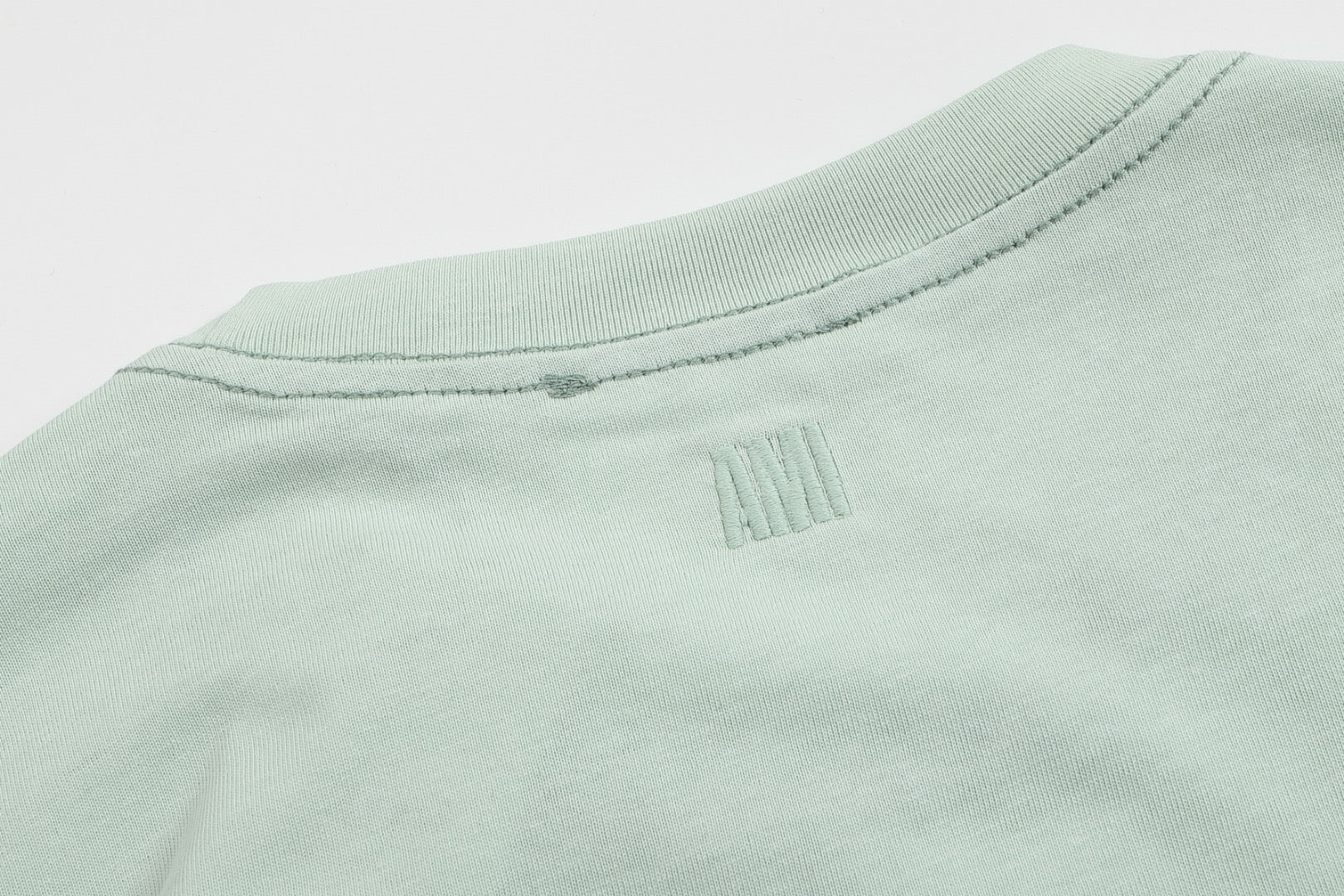 T-shirt vert à logo ami de cœur pastels