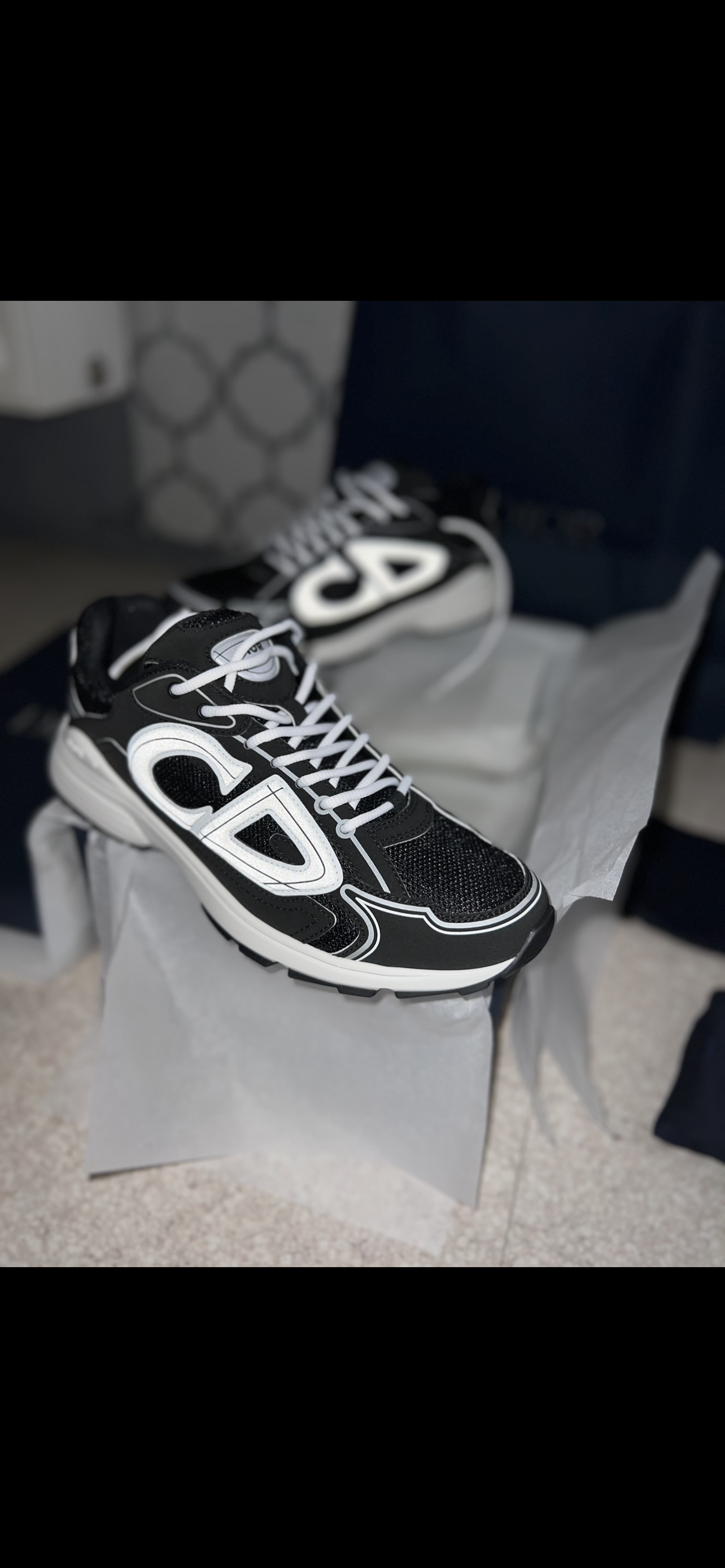 SNEAKERS B30 V3 VERSION BIEN LISSE BLACK GREY RÉFLECTIVE RÉACTION CORRECTES FACTURE PACKAGING COMPLET