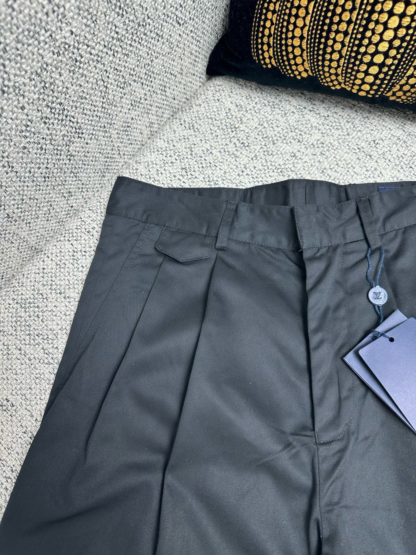 Chino Lv noir 10/10