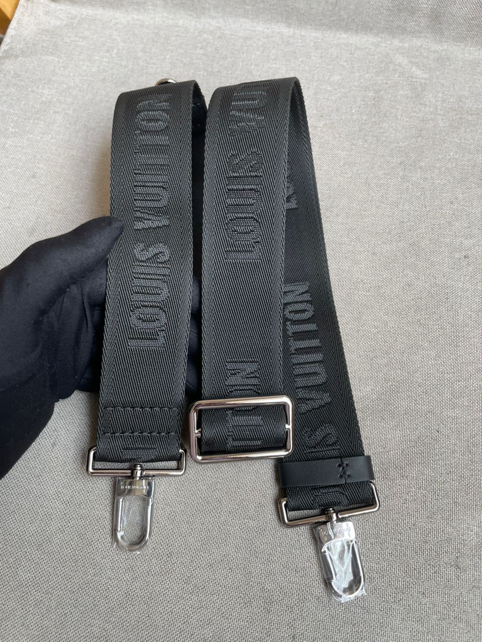 Gaston Wearable wallet invoice 10/10