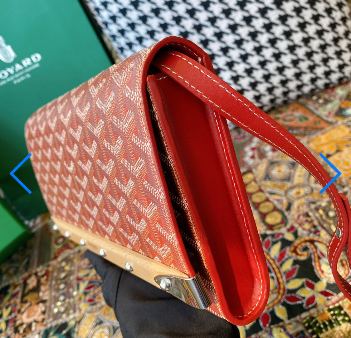 Monte Carlo mini red invoice case