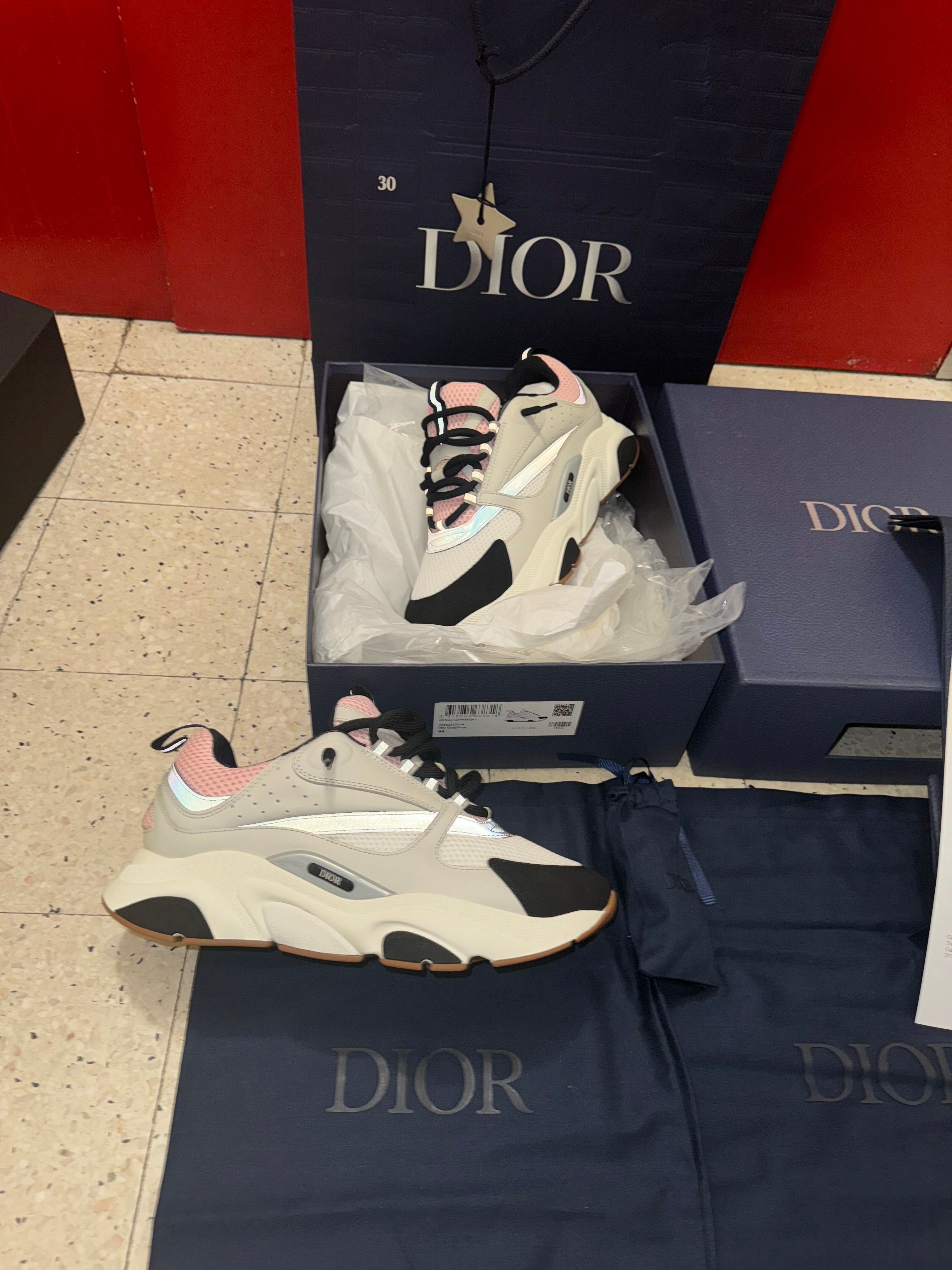 B22 pink 2023 facture ( introuvable )