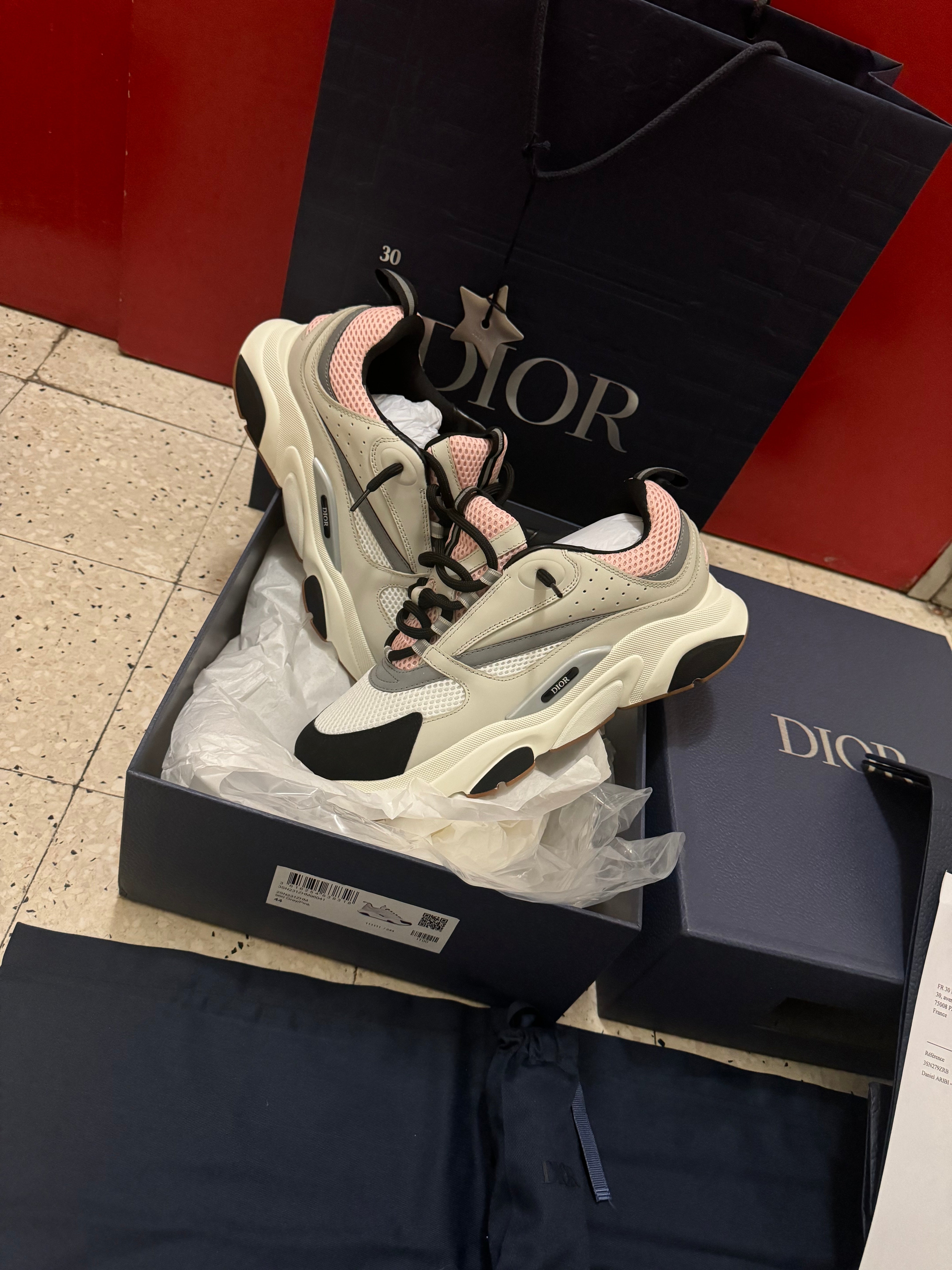 B22 pink 2023 facture ( introuvable )