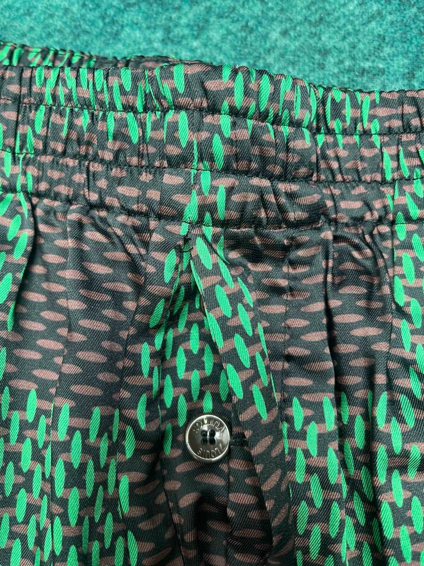Lv silk casual shorts