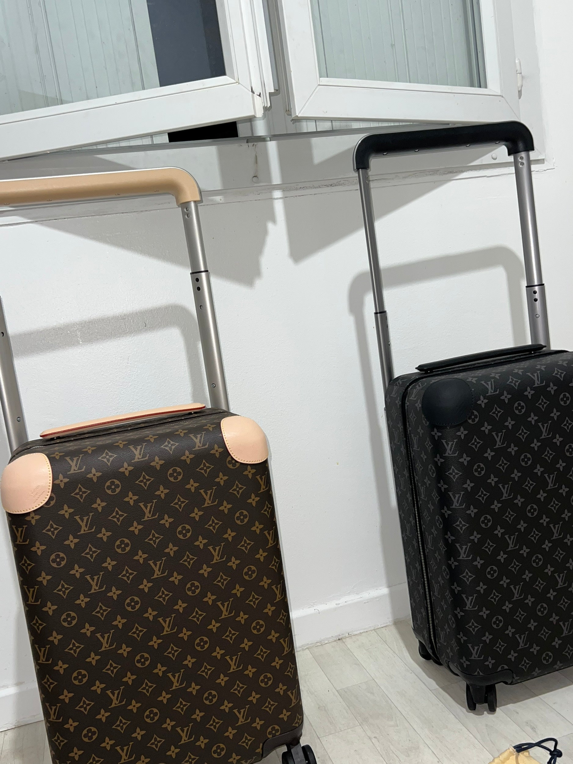 Cabin suitcase 55 invoice