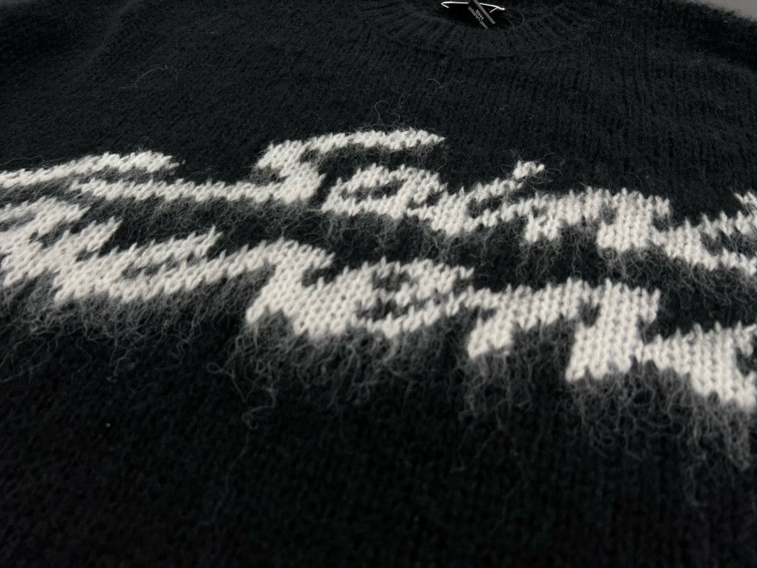 Schwarzer YS-Pullover