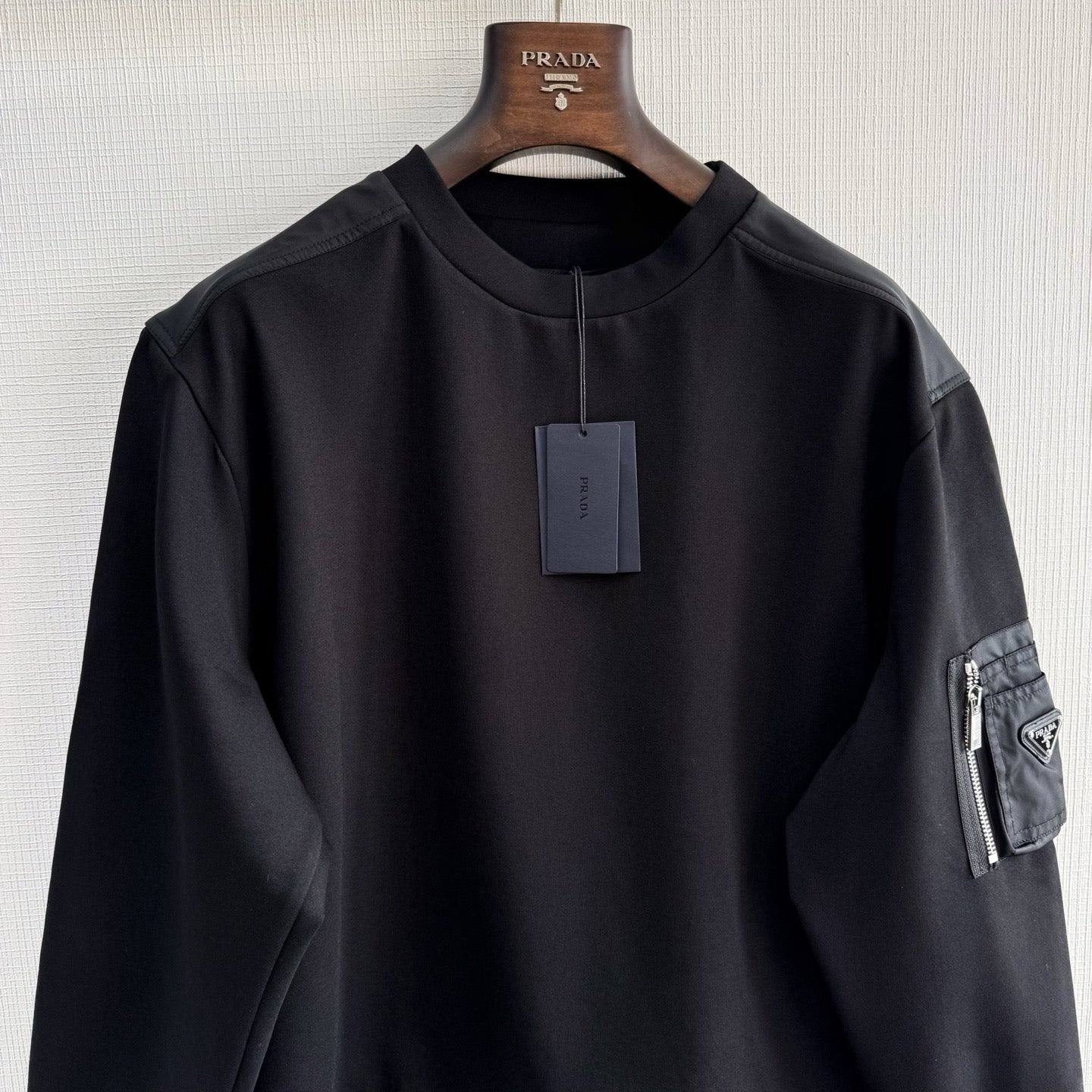 Prd pull plaqué à logo