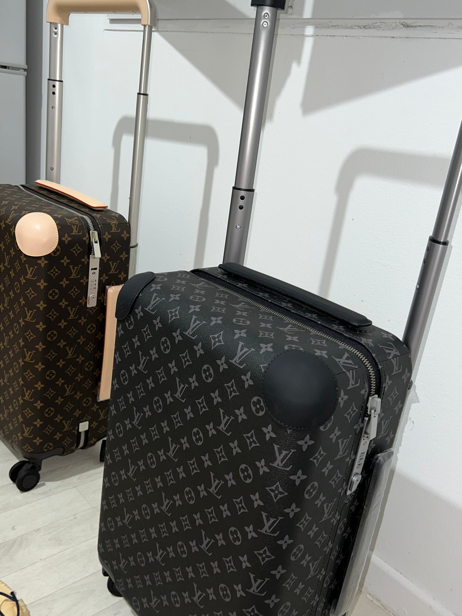 Cabin suitcase 55 invoice