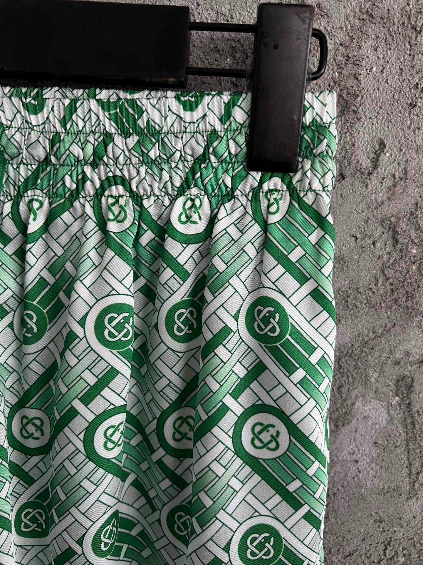 Short Casa B silk green