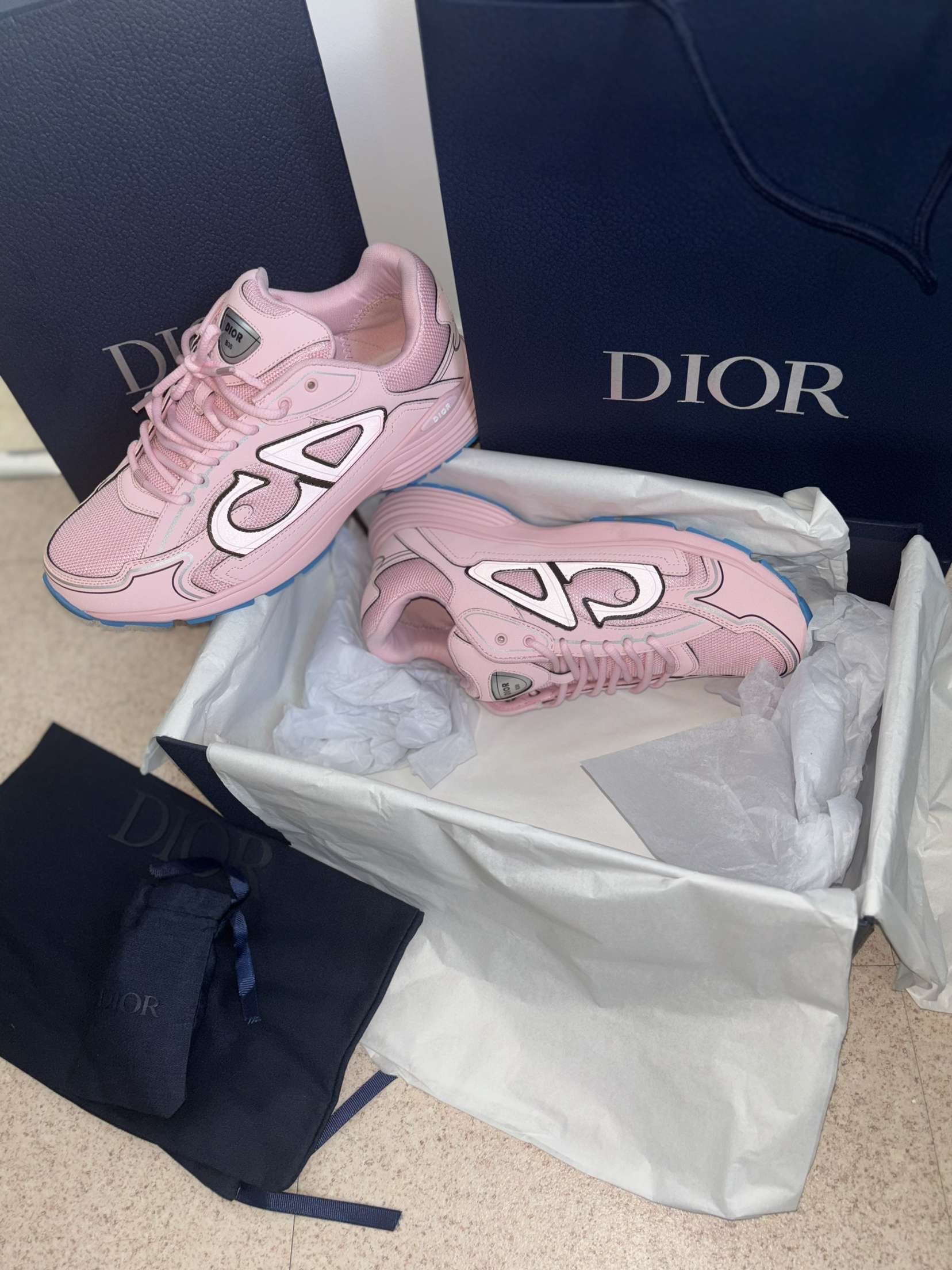 SNEAKERS B30 V2 VERSION BIEN LISSE PINK BLUE ANTHRACITE RÉFLECTIVE RÉACTION CORRECTES FACTURE PACKAGING COMPLET