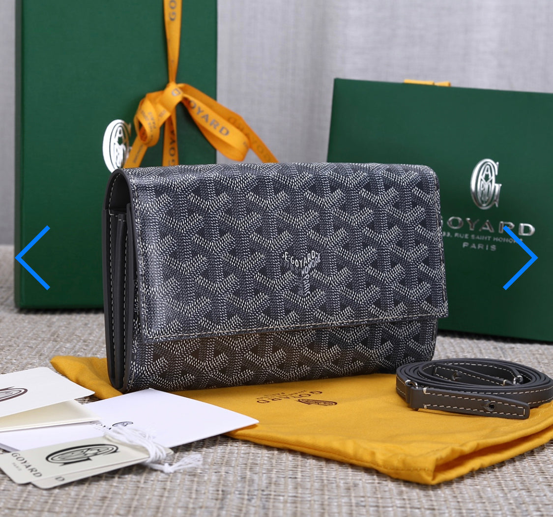 Portefeuille Pochette grey varenne facture.
