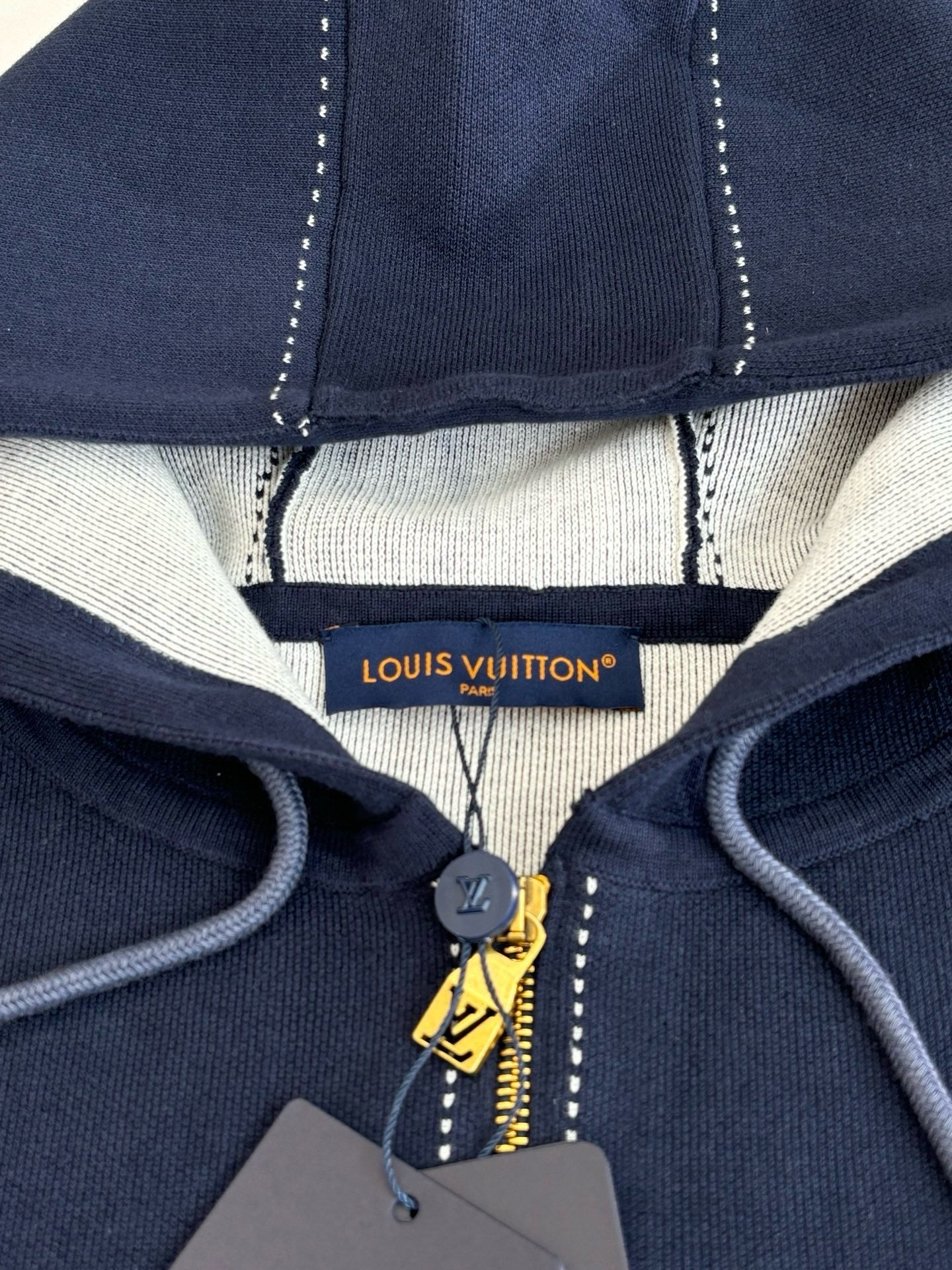 Sweat capuche motif Zippee Intarsia Lv 10/10 📦⚡️🚚 bleu nuit