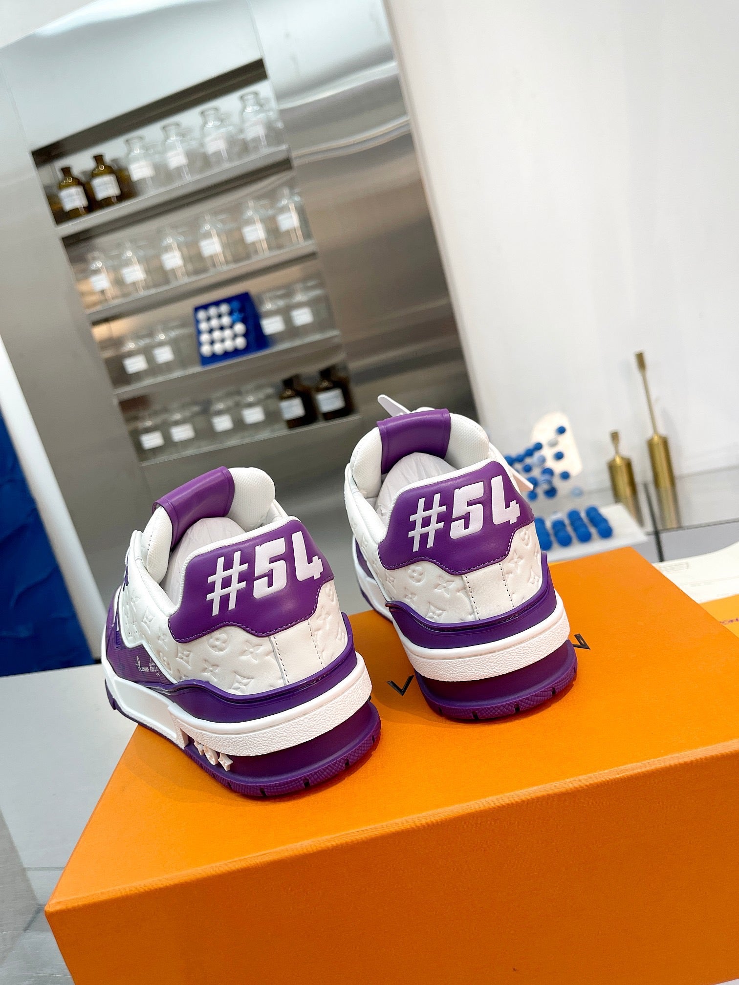 Sneakers Lv trainers purple 2023 facture