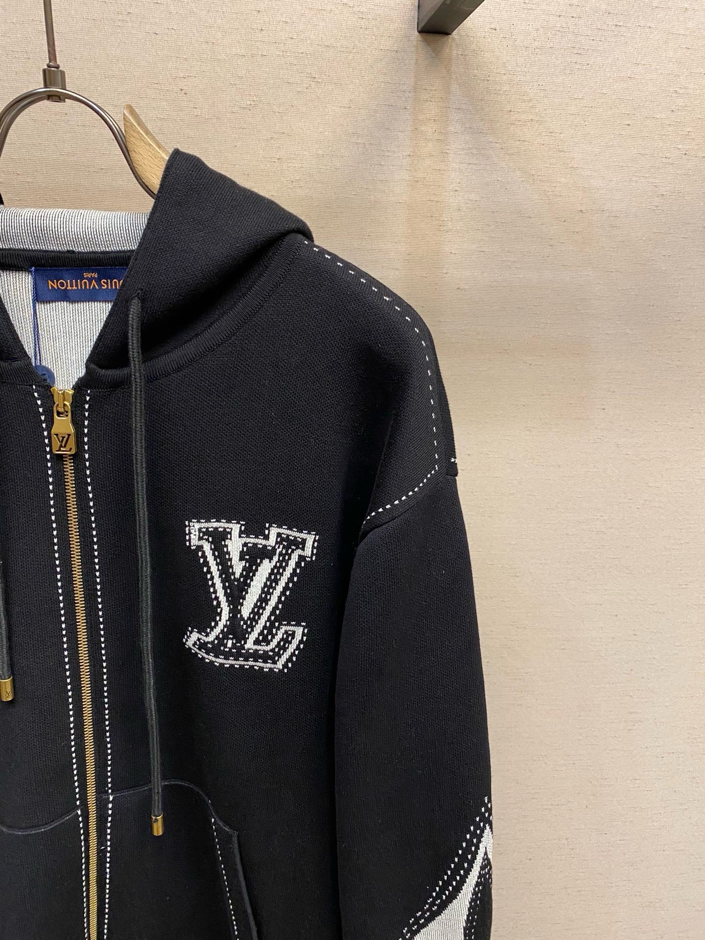 Sweat capuche motif Zippee Intarsia Lv 10/10 📦⚡️🚚