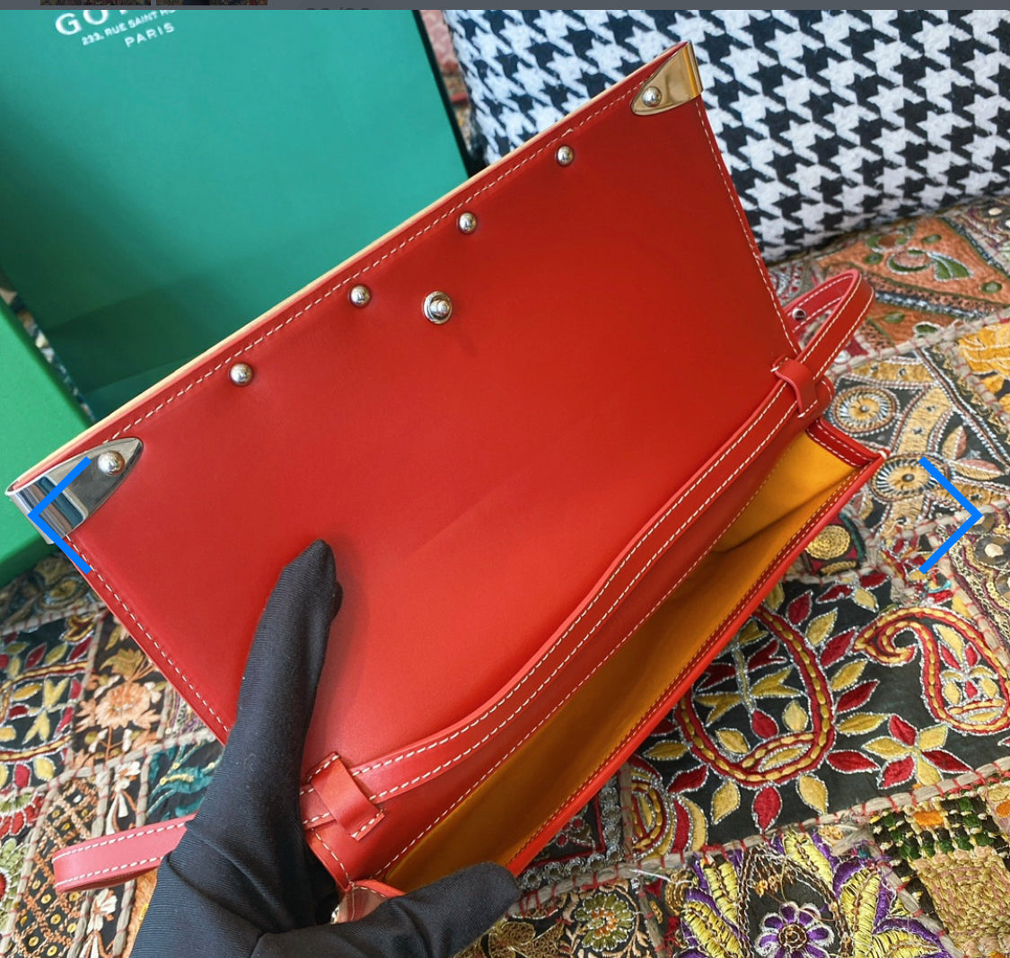 Monte Carlo mini red invoice case