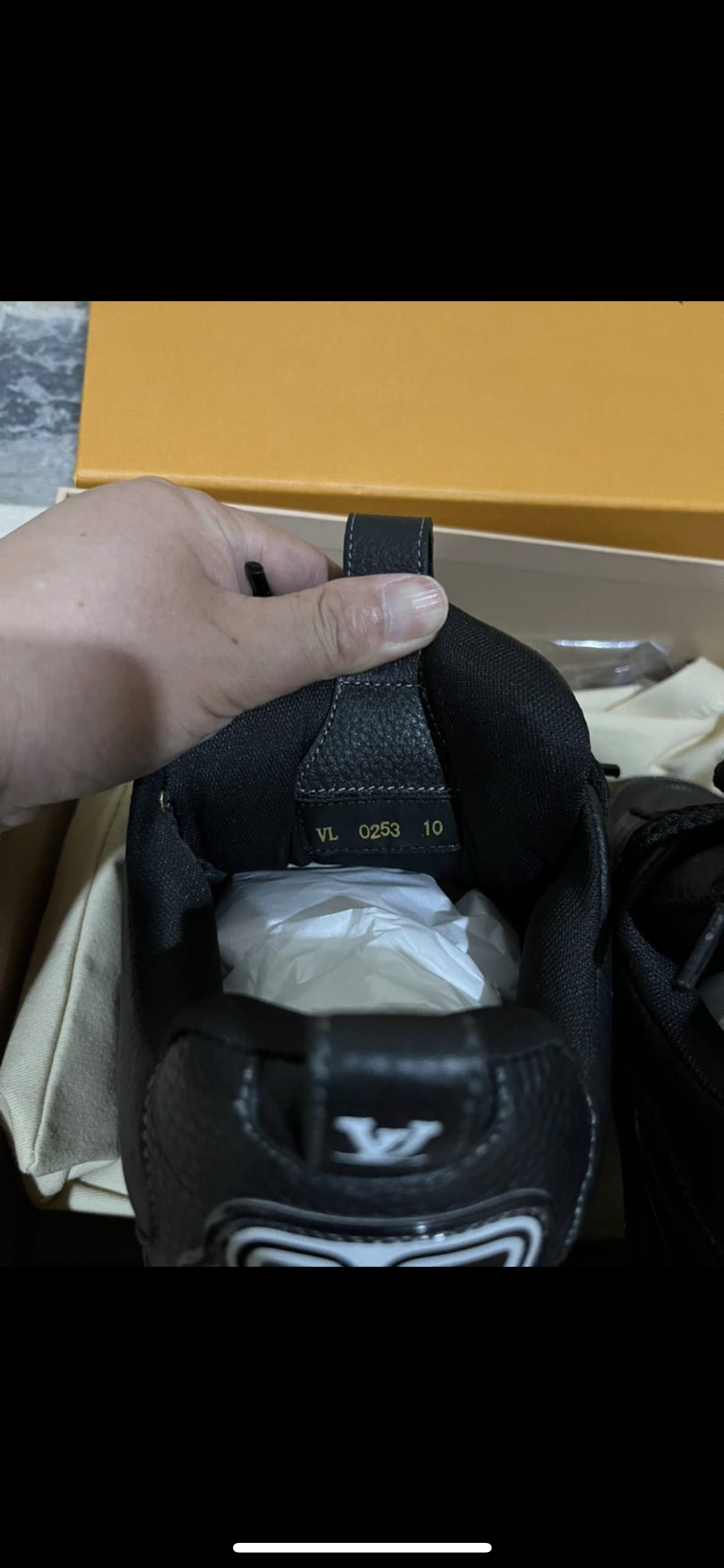 Sneakers Lv Skate black 10/10 facture
