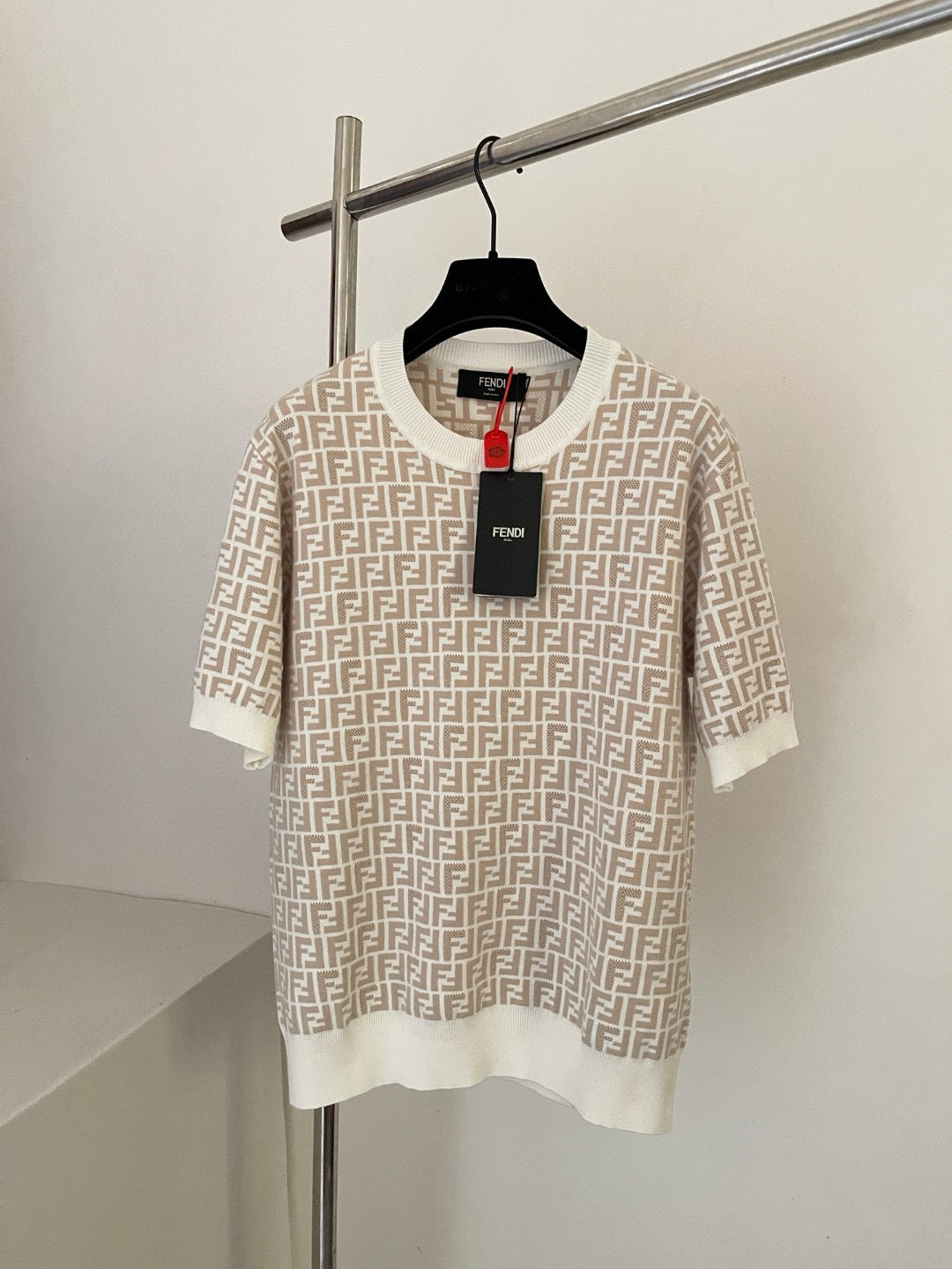 T shirt ff patern marron