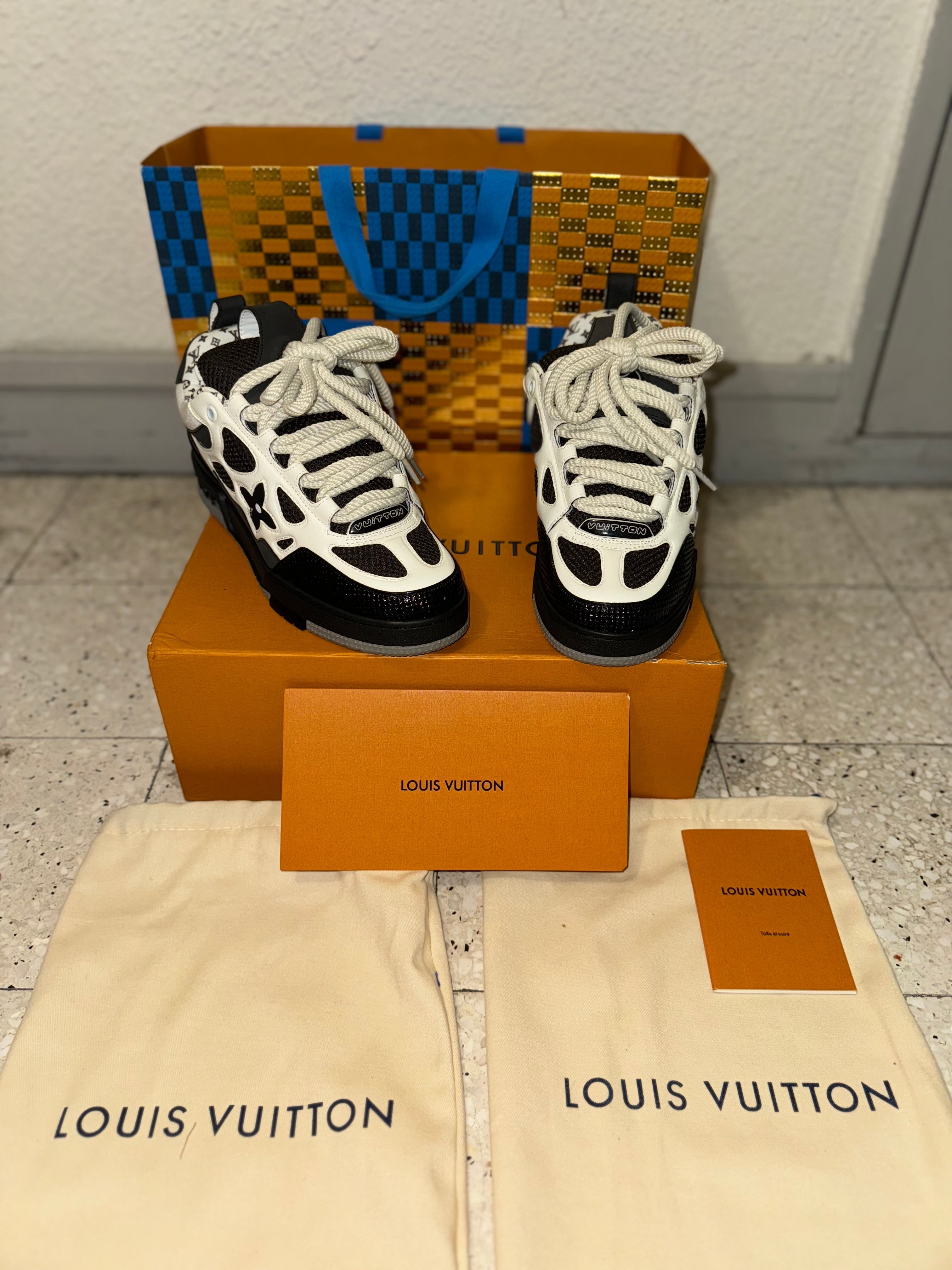 Sneakers Lv Skate grey facture